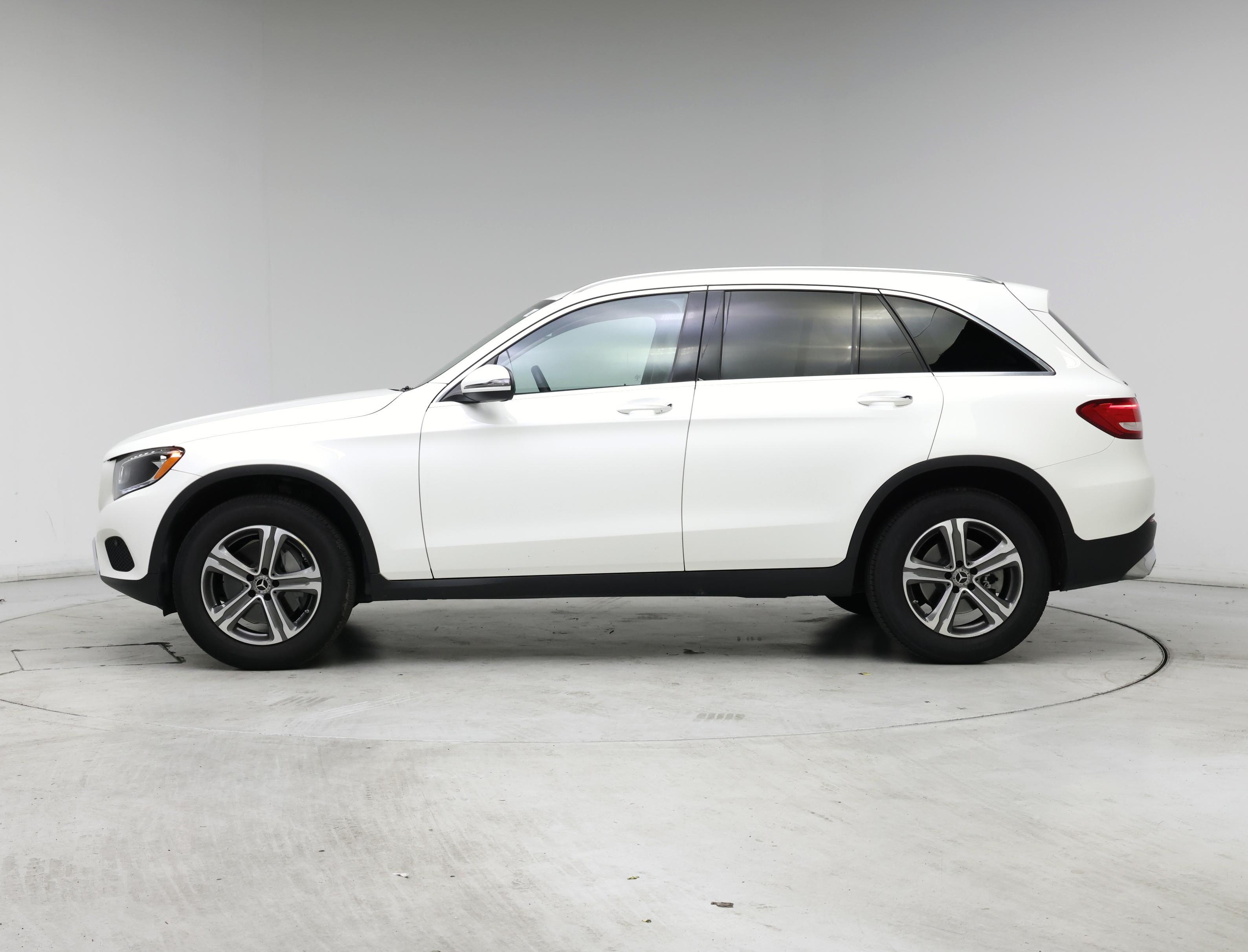 Thumbnail: 2019 Mercedes-Benz GLC - 3
