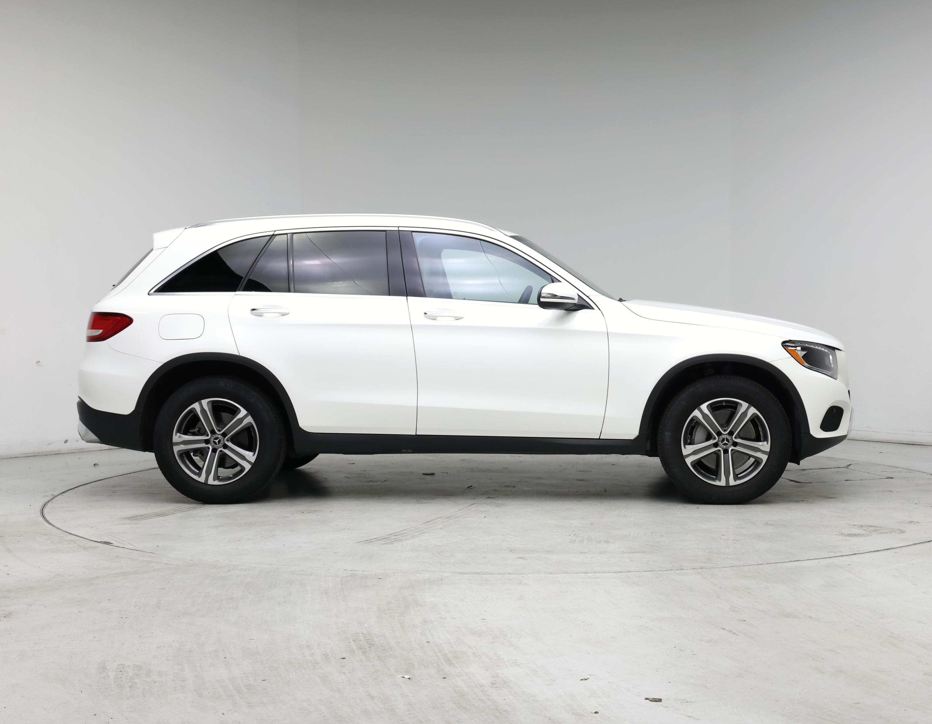 Thumbnail: 2019 Mercedes-Benz GLC - 7