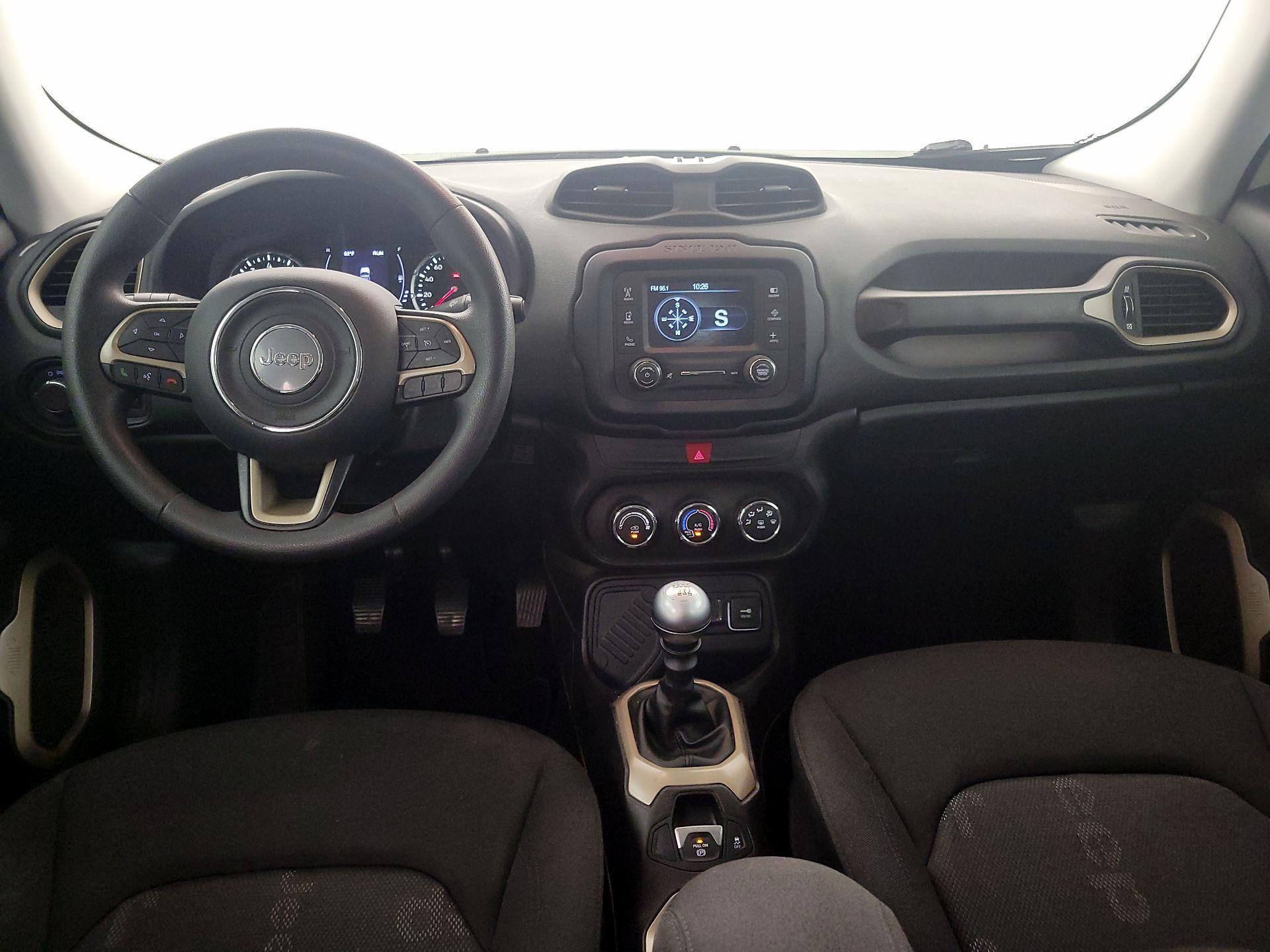 Thumbnail: 2017 Jeep Renegade - 9