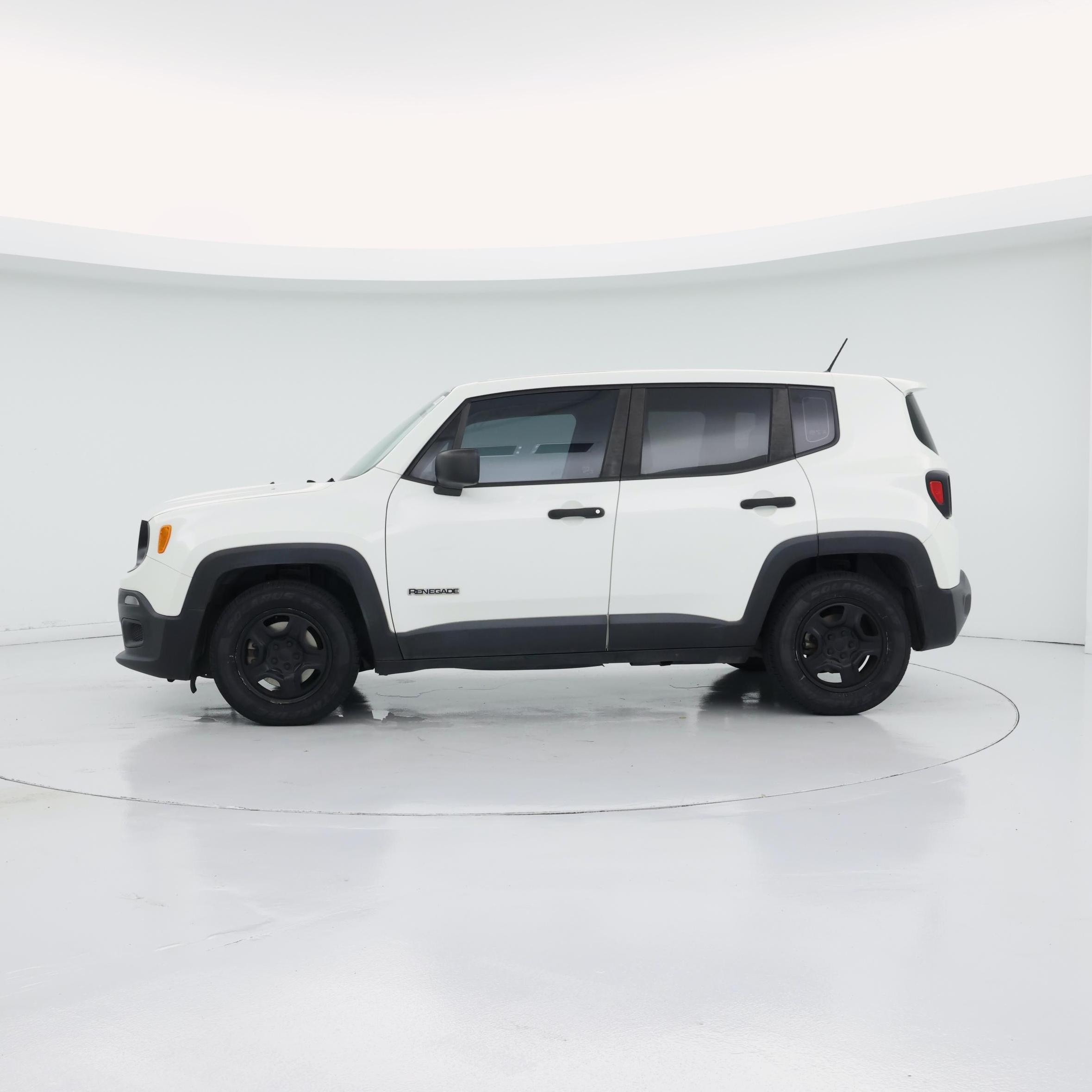 Thumbnail: 2017 Jeep Renegade - 3