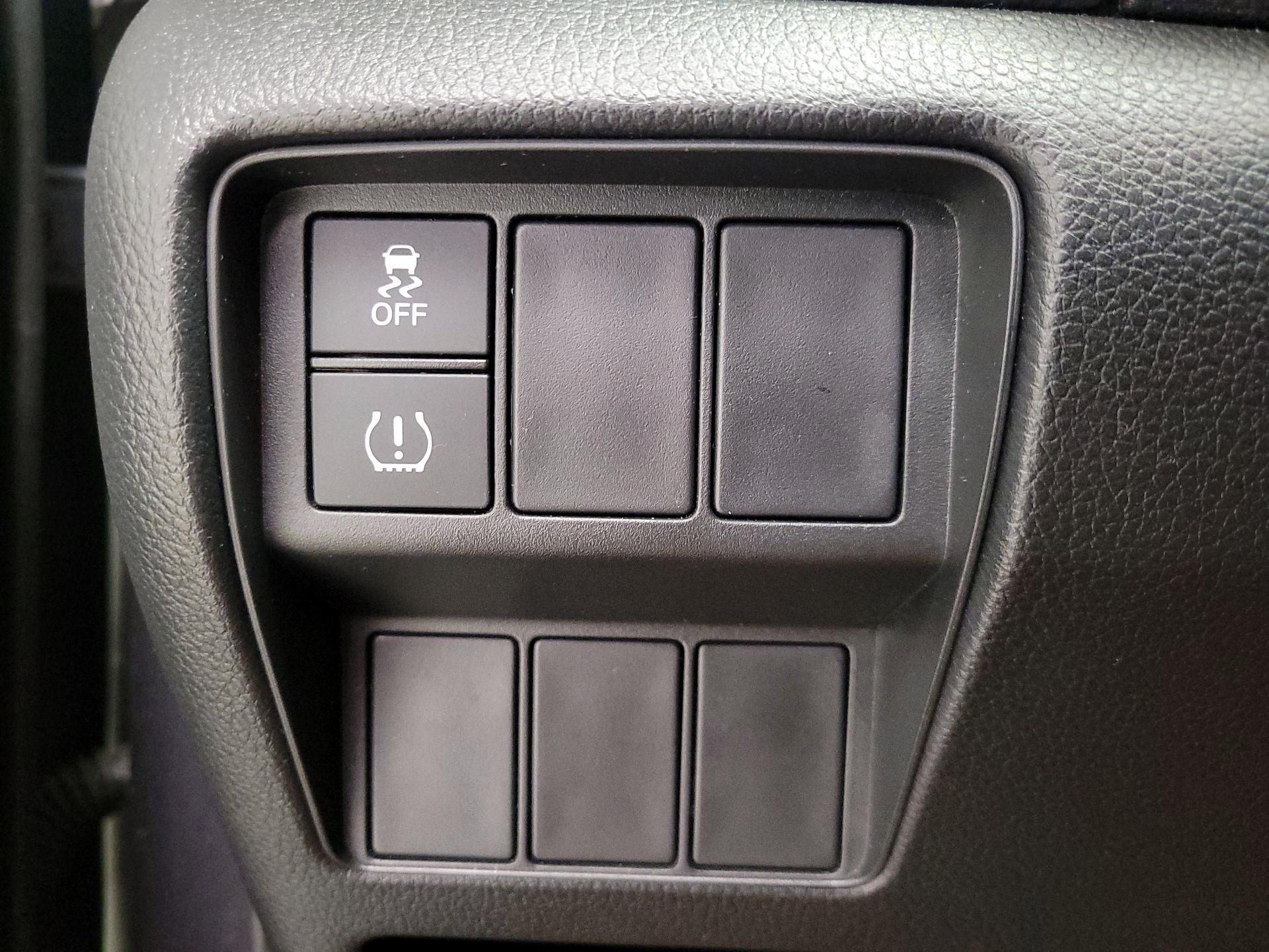 Thumbnail: 2019 Honda CR-V - 13