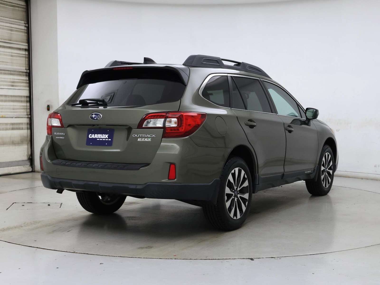 2016 Subaru Outback Limited - Photo 9