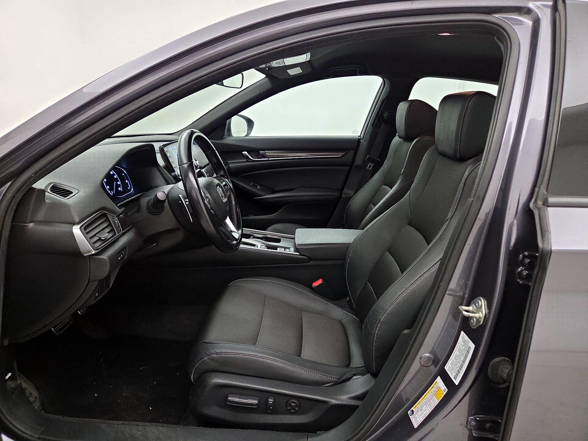 Thumbnail: 2019 Honda Accord - 9