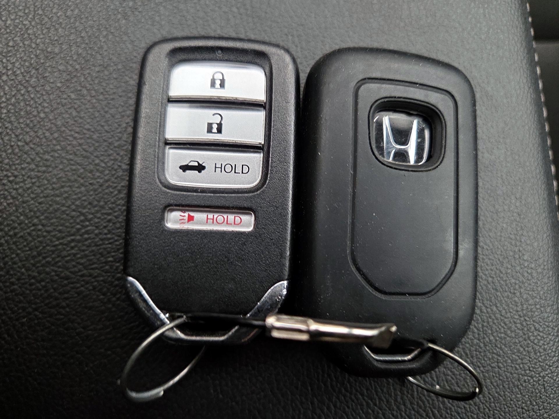 Thumbnail: 2019 Honda Accord - 20