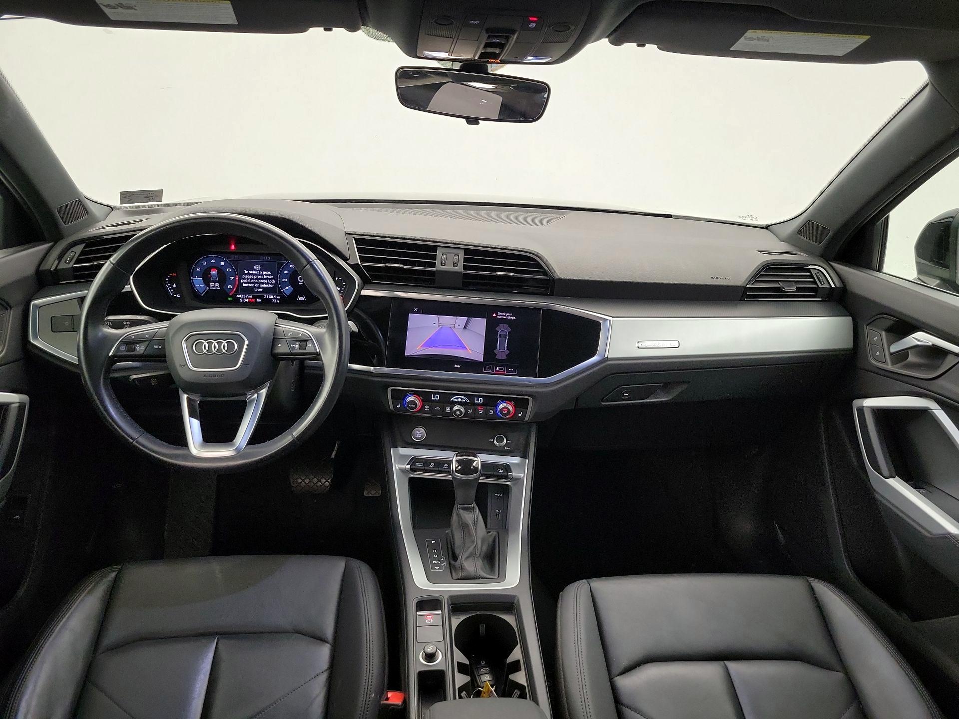 Thumbnail: 2020 Audi Q3 - 9