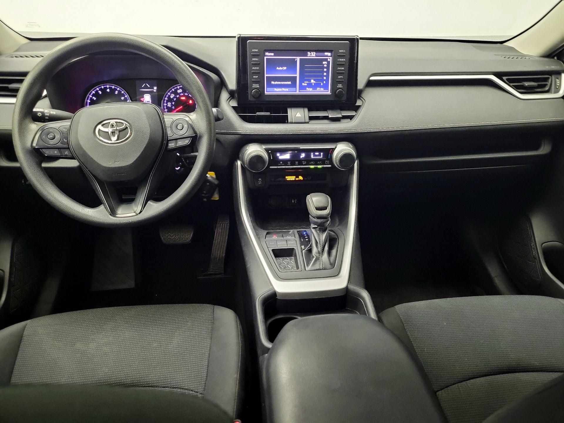 Thumbnail: 2019 Toyota RAV4 - 9