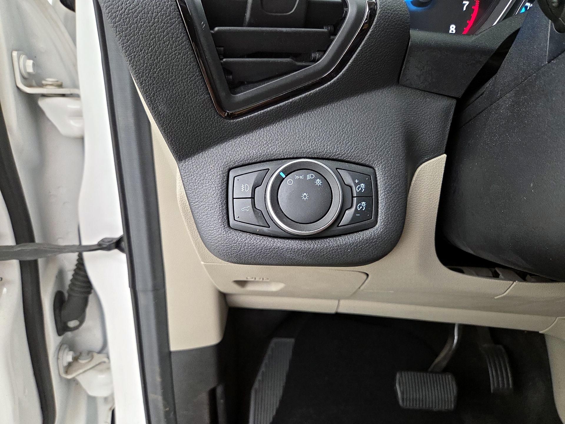 Thumbnail: 2018 Ford Escape - 13