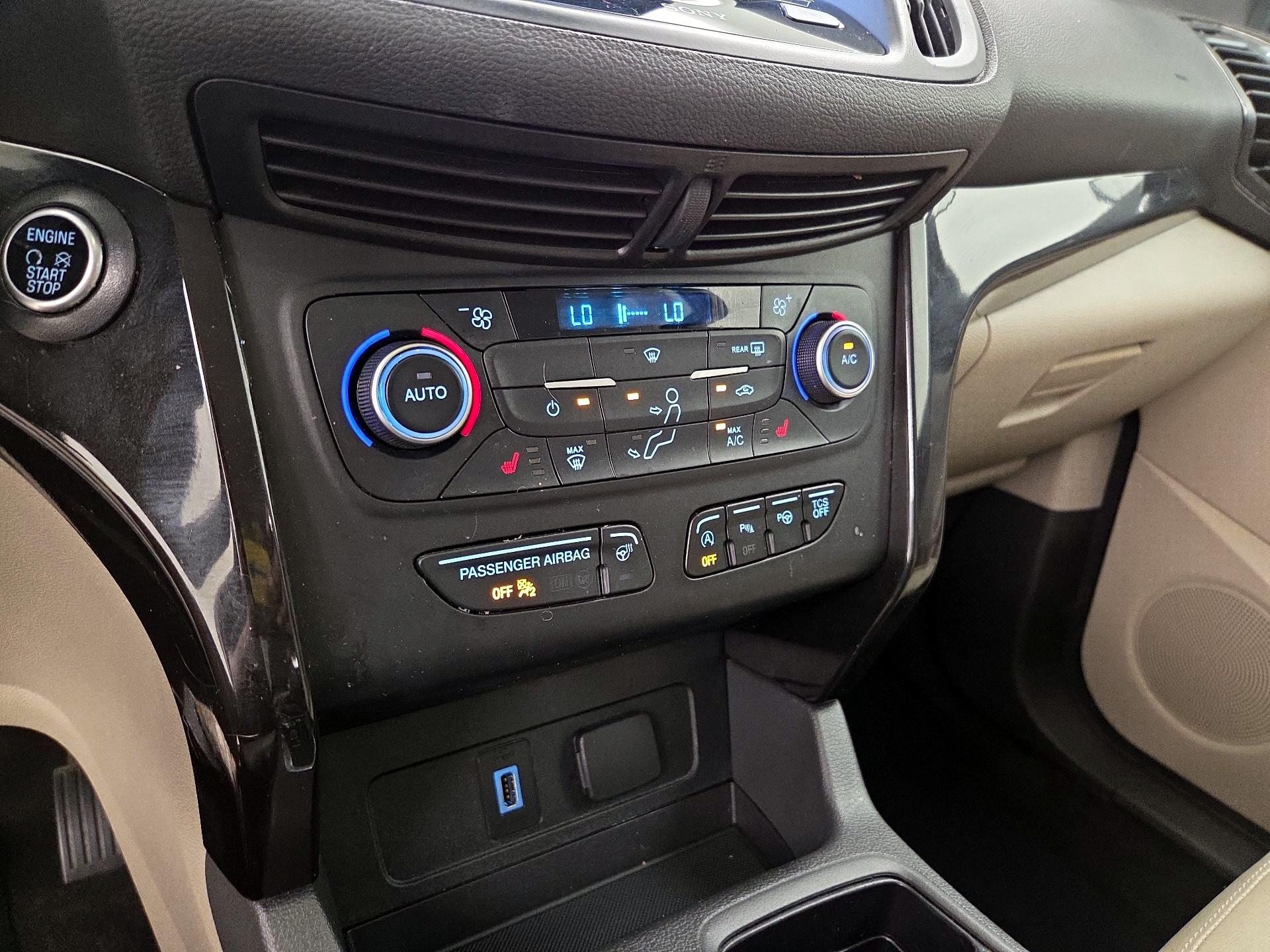 Thumbnail: 2018 Ford Escape - 17