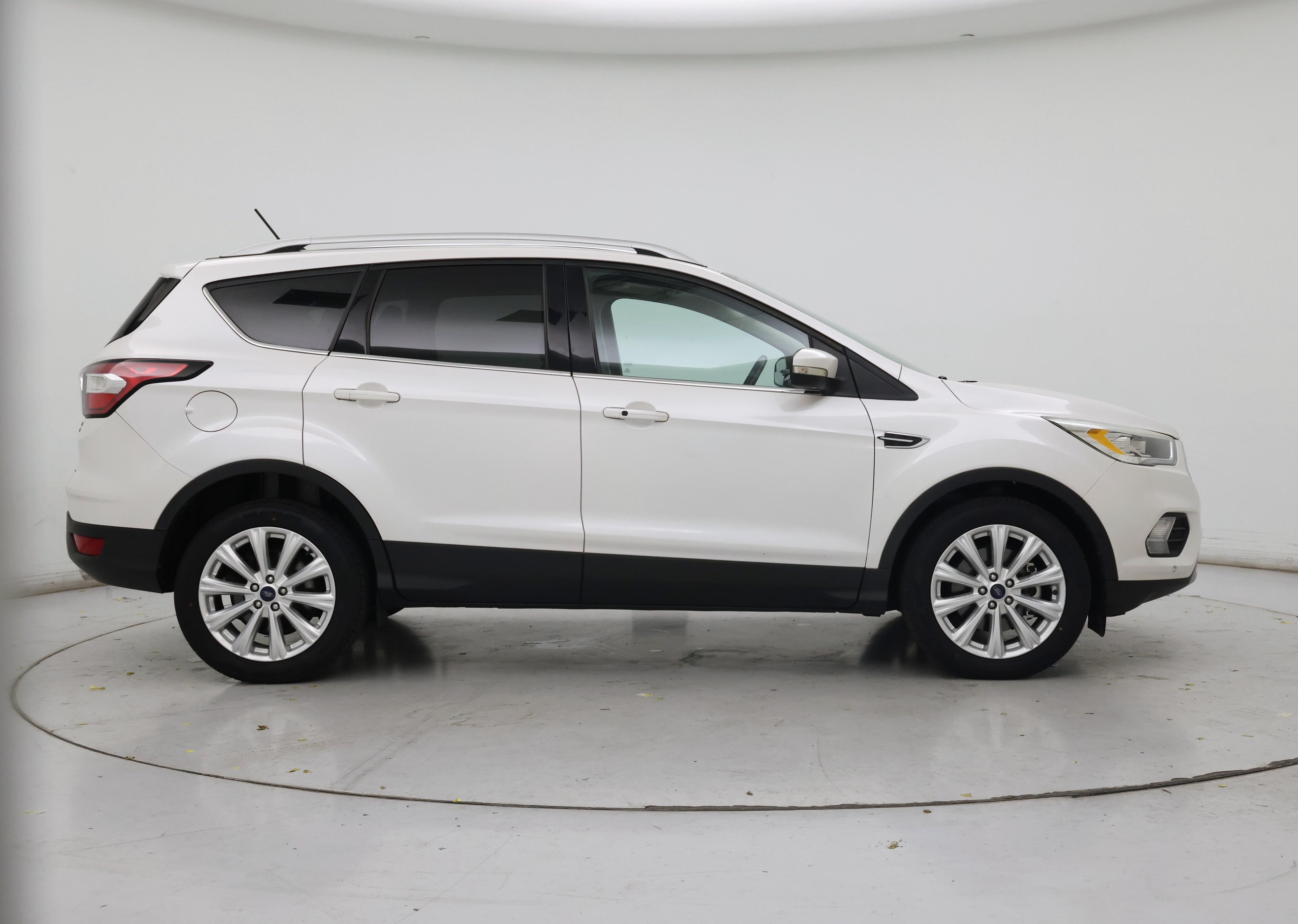 Thumbnail: 2018 Ford Escape - 7