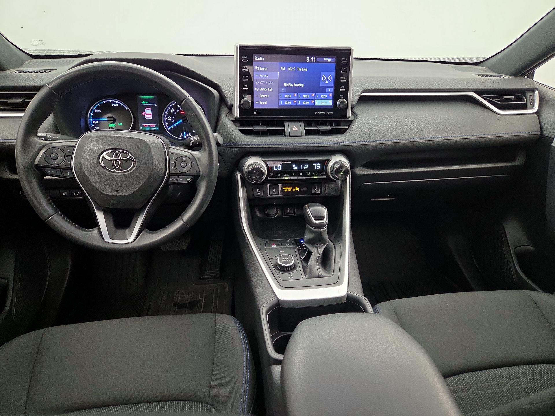 Thumbnail: 2022 Toyota RAV4 - 9