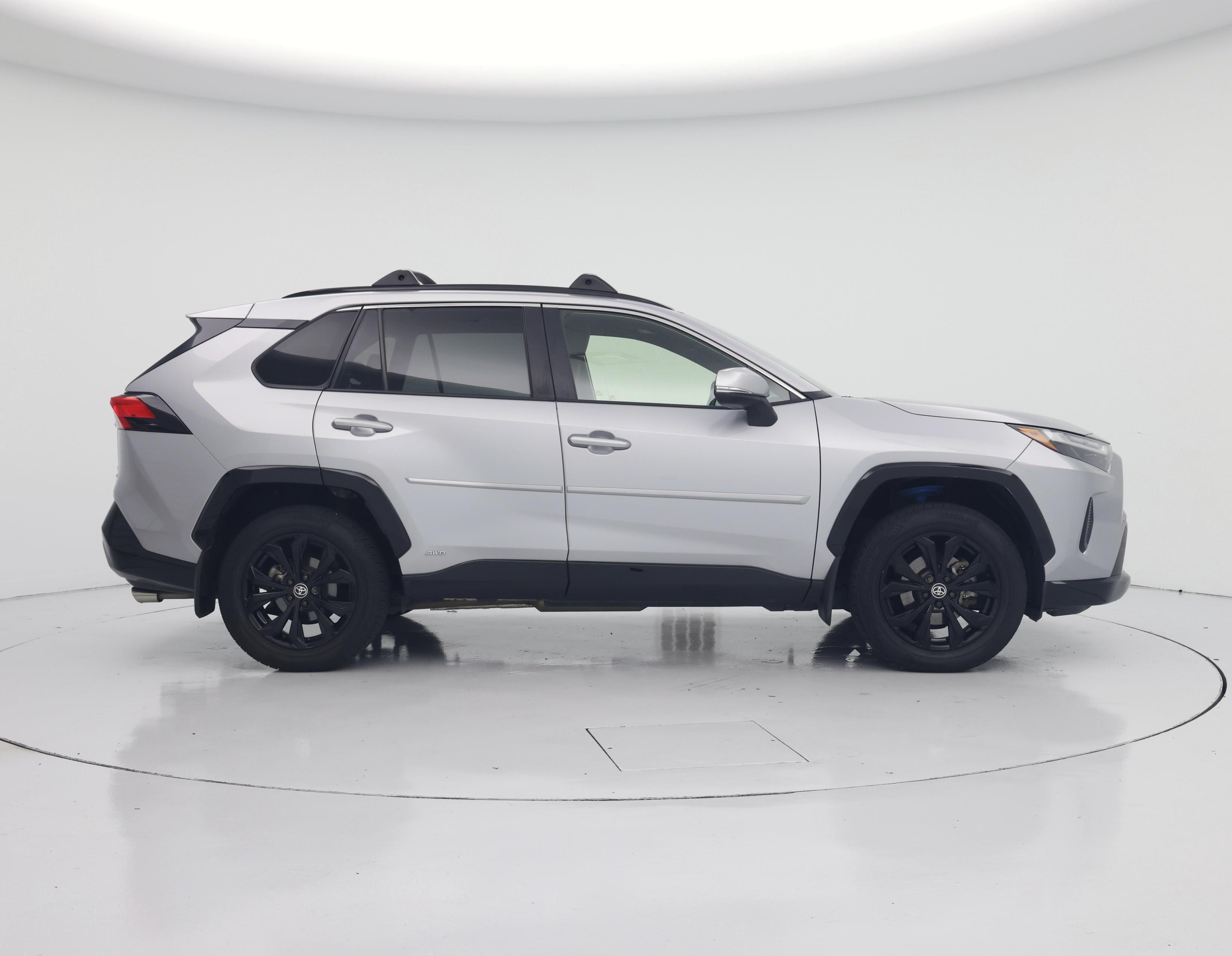 Thumbnail: 2022 Toyota RAV4 - 7