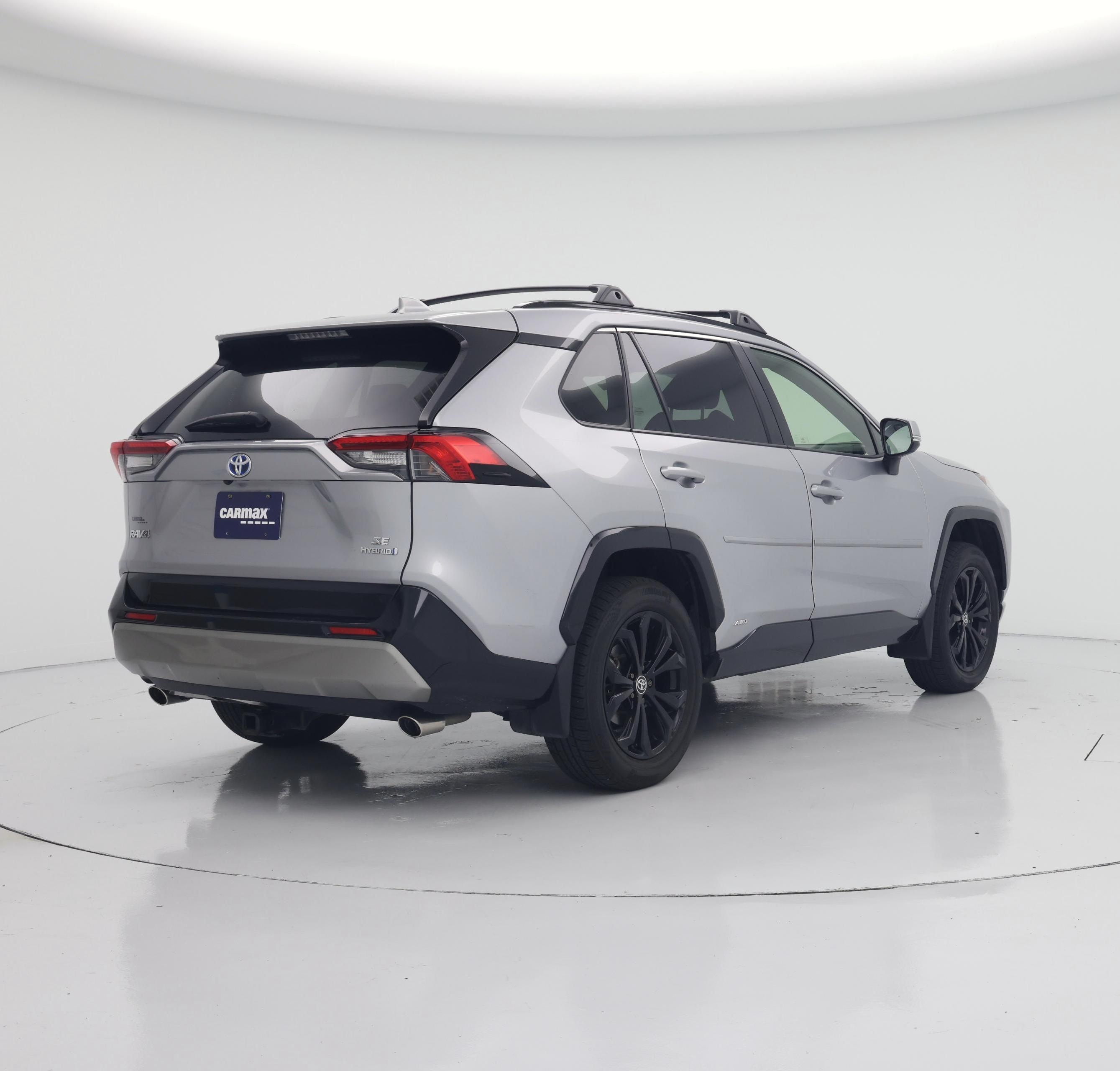 Thumbnail: 2022 Toyota RAV4 - 8