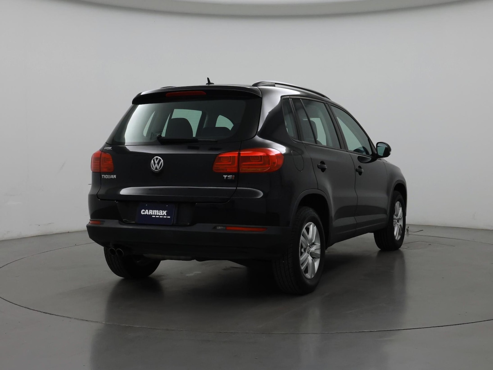 2016 Volkswagen Tiguan S - Photo 9