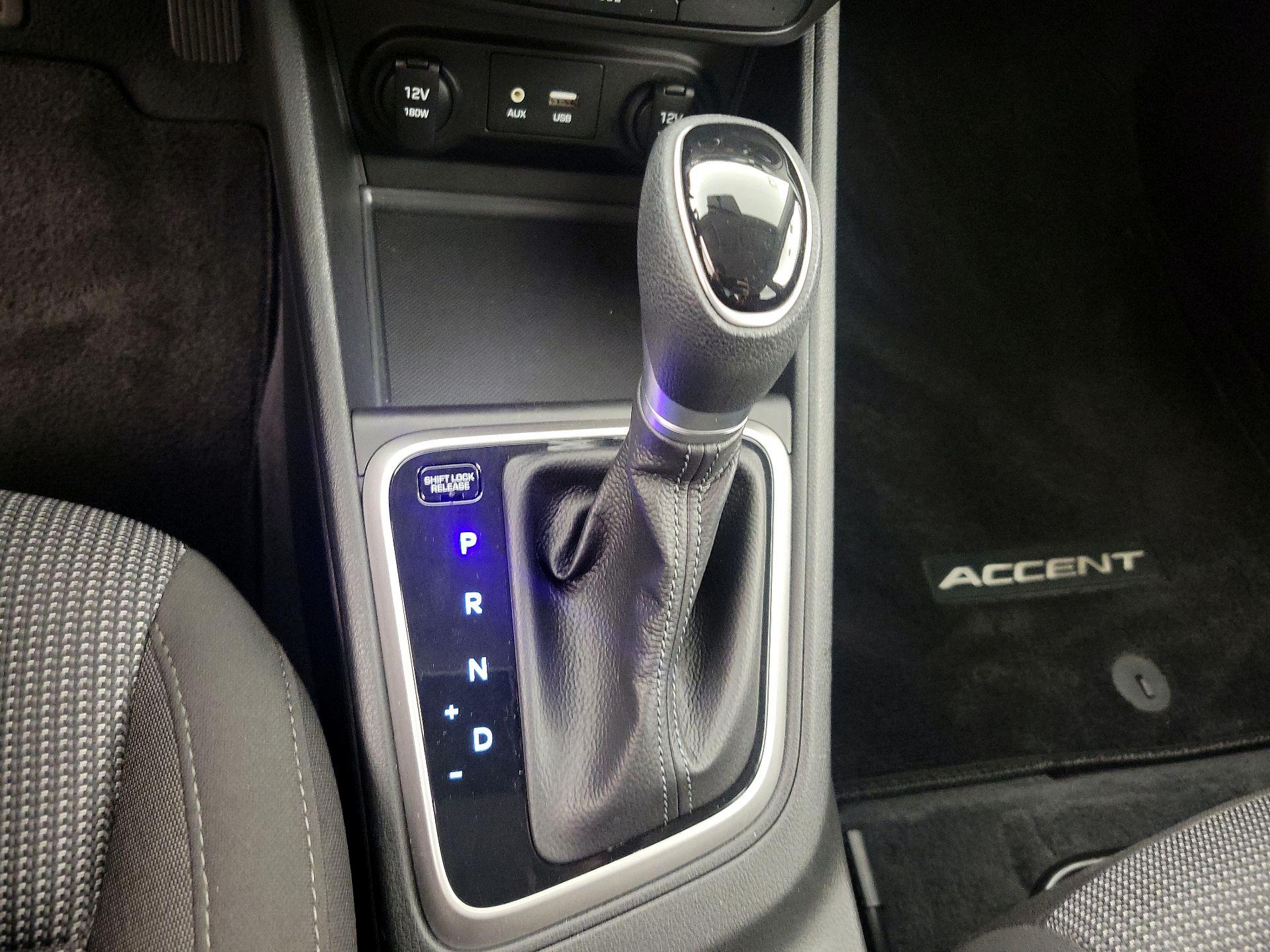 Thumbnail: 2022 Hyundai Accent - 17