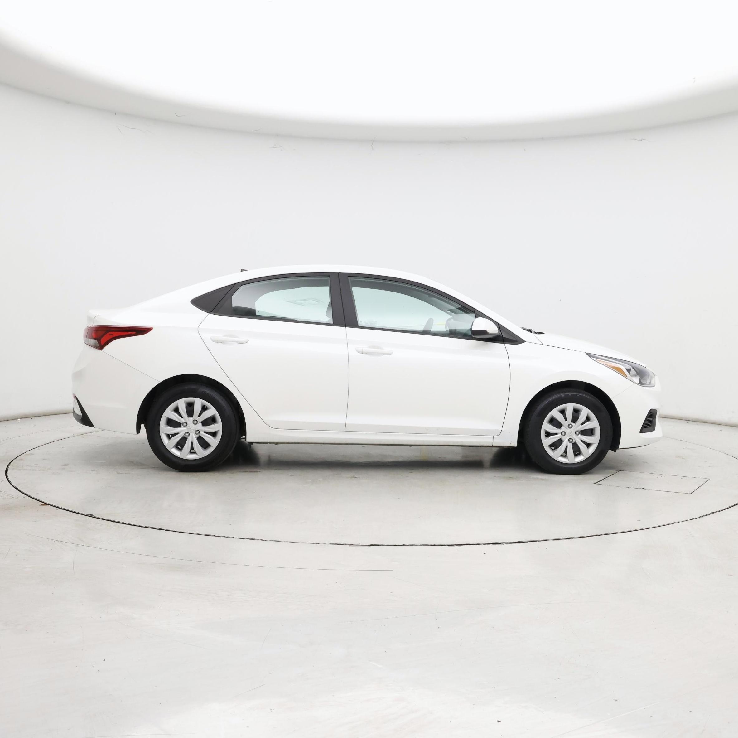 Thumbnail: 2022 Hyundai Accent - 7
