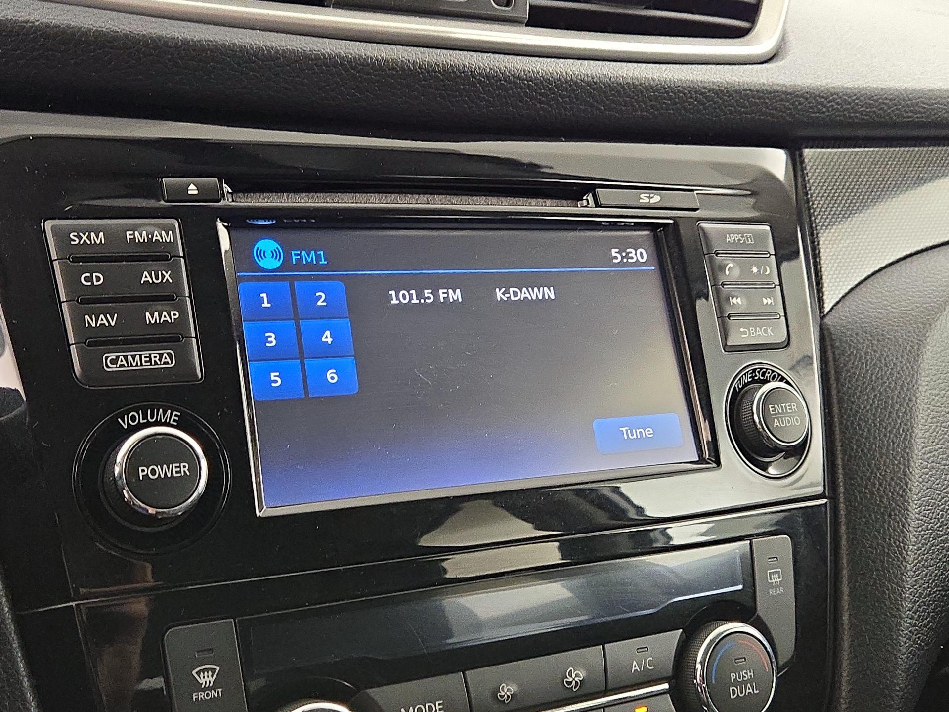 Thumbnail: 2014 Nissan Rogue - 16