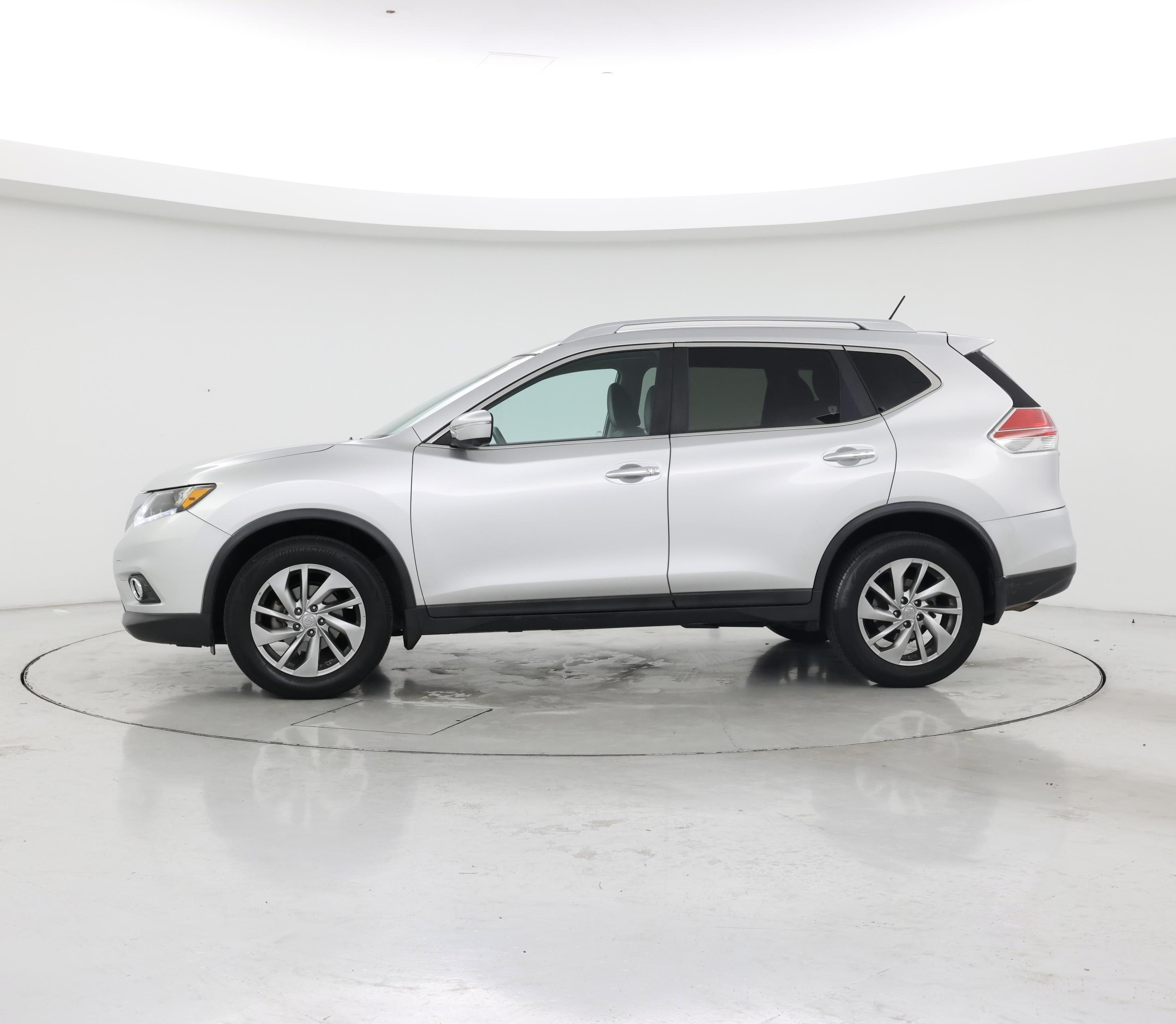 Thumbnail: 2014 Nissan Rogue - 3