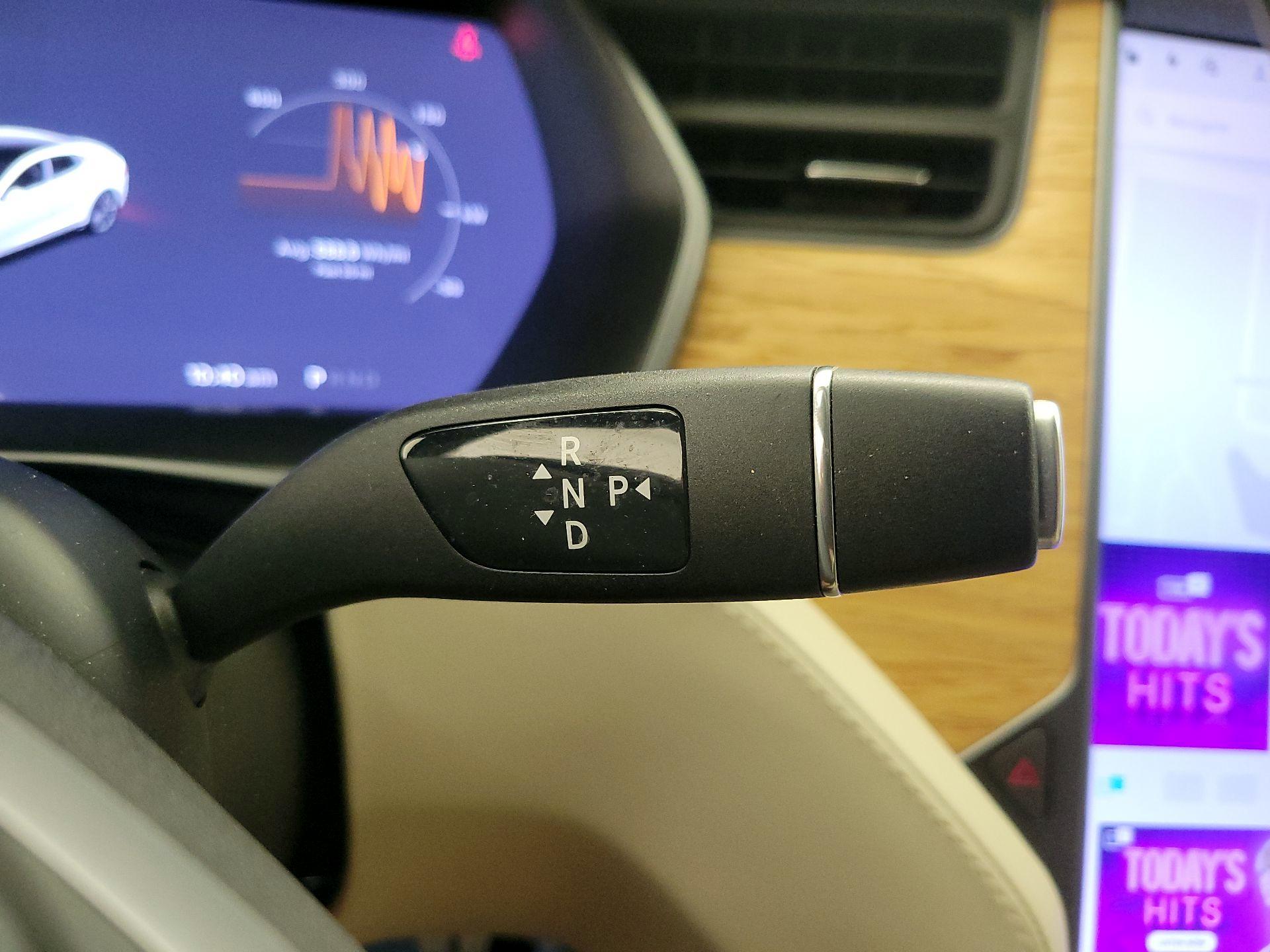 Thumbnail: 2020 Tesla Model S - 17