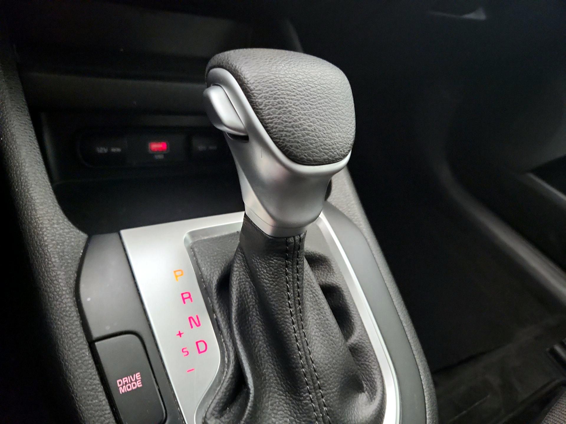 Thumbnail: 2023 Kia Forte - 17