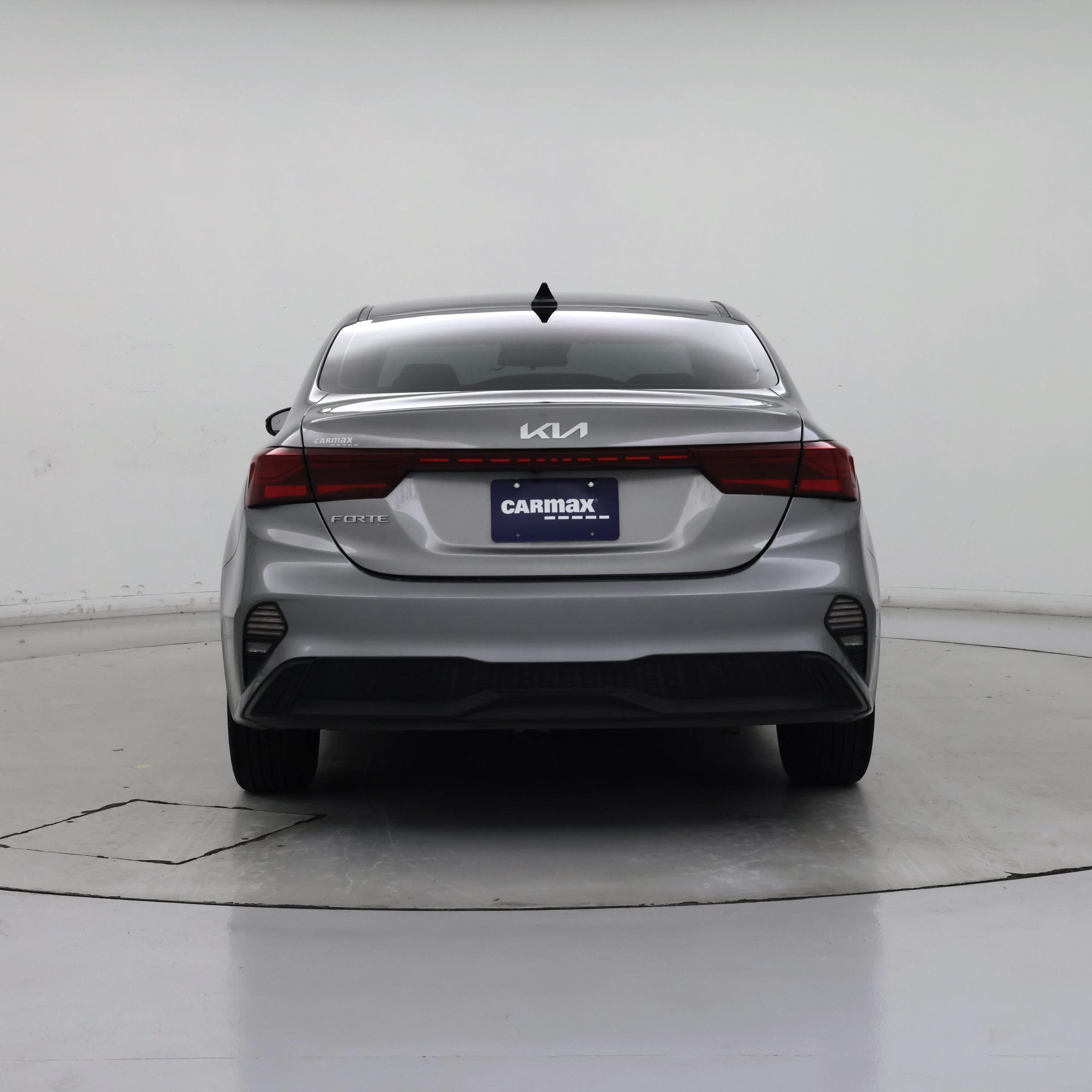 Thumbnail: 2023 Kia Forte - 6