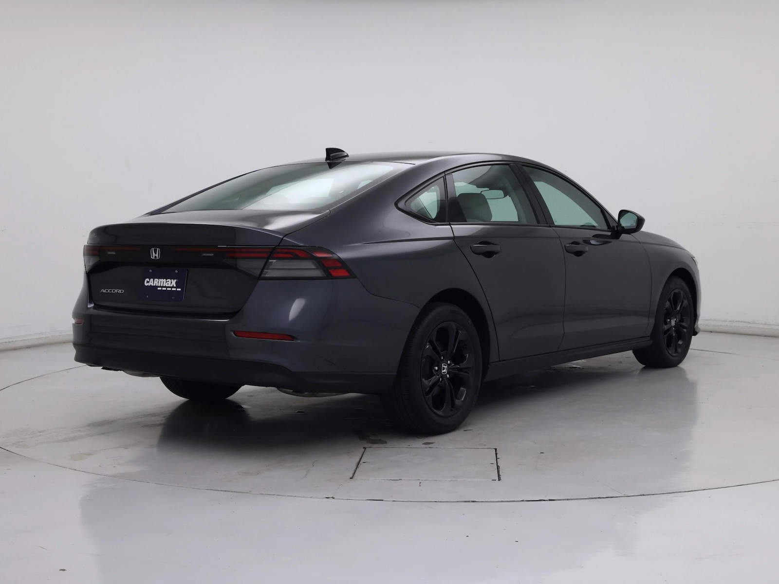 2025 Honda Accord SE - Photo 9