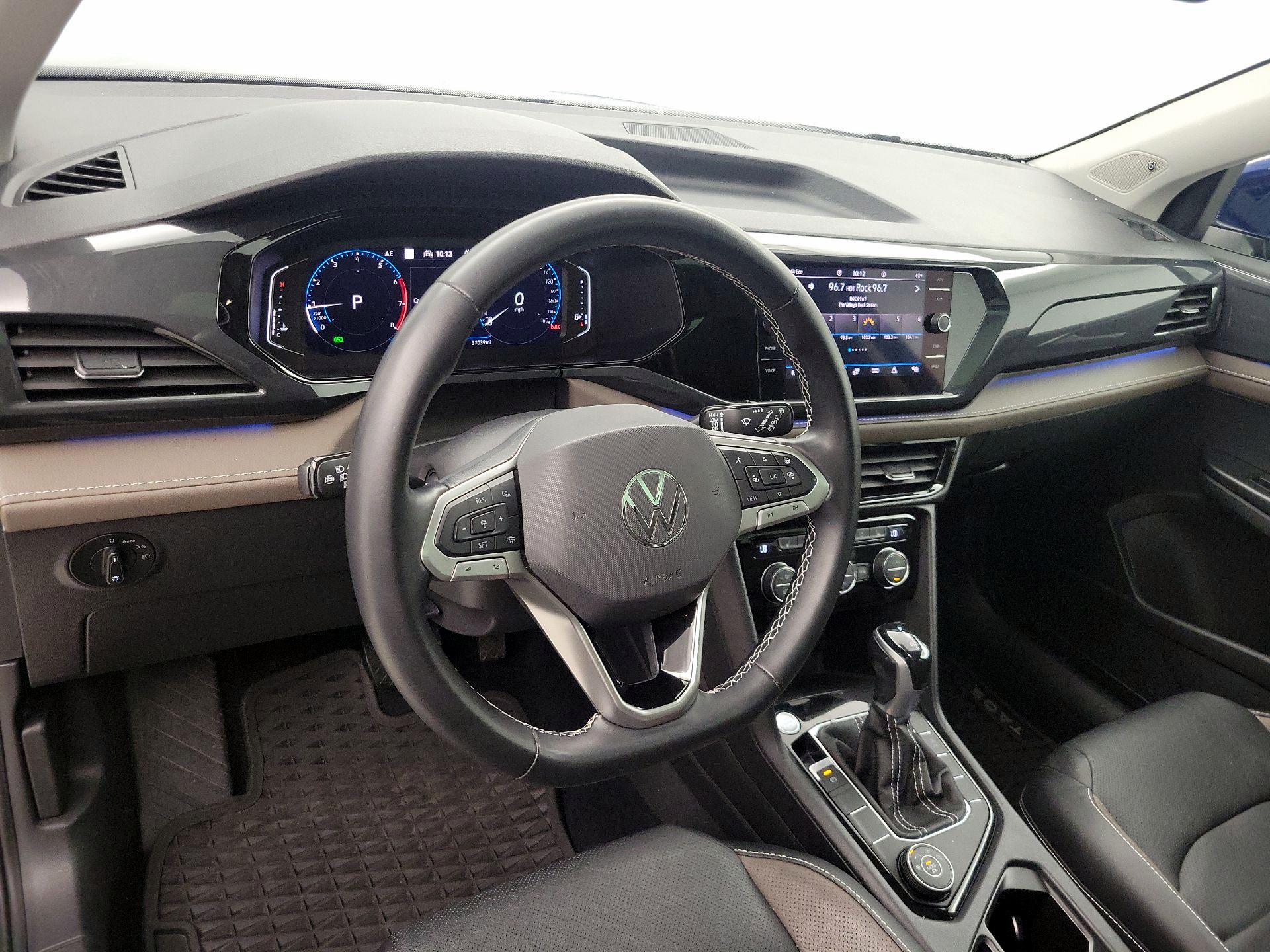 Thumbnail: 2022 Volkswagen Taos - 9