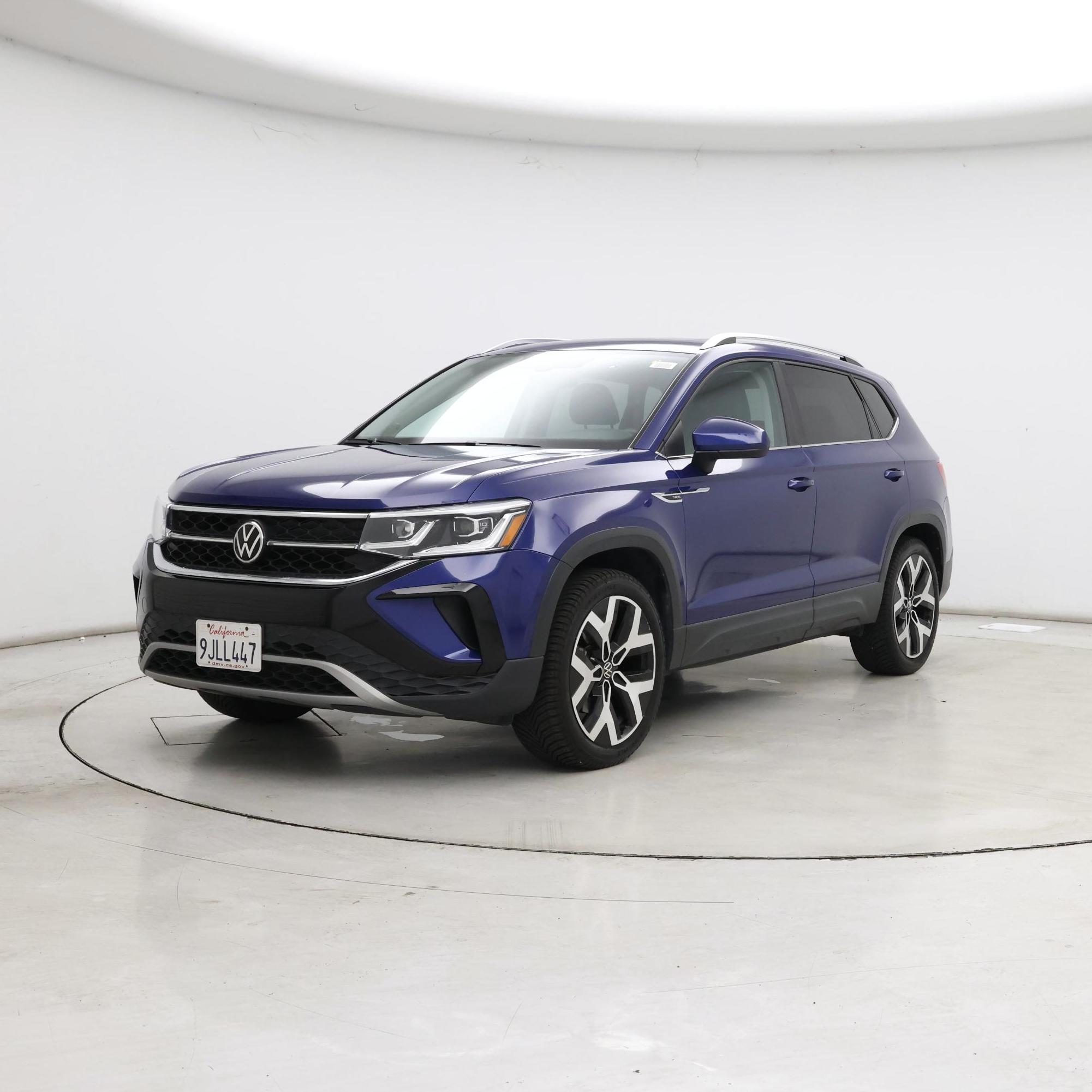 Thumbnail: 2022 Volkswagen Taos - 4