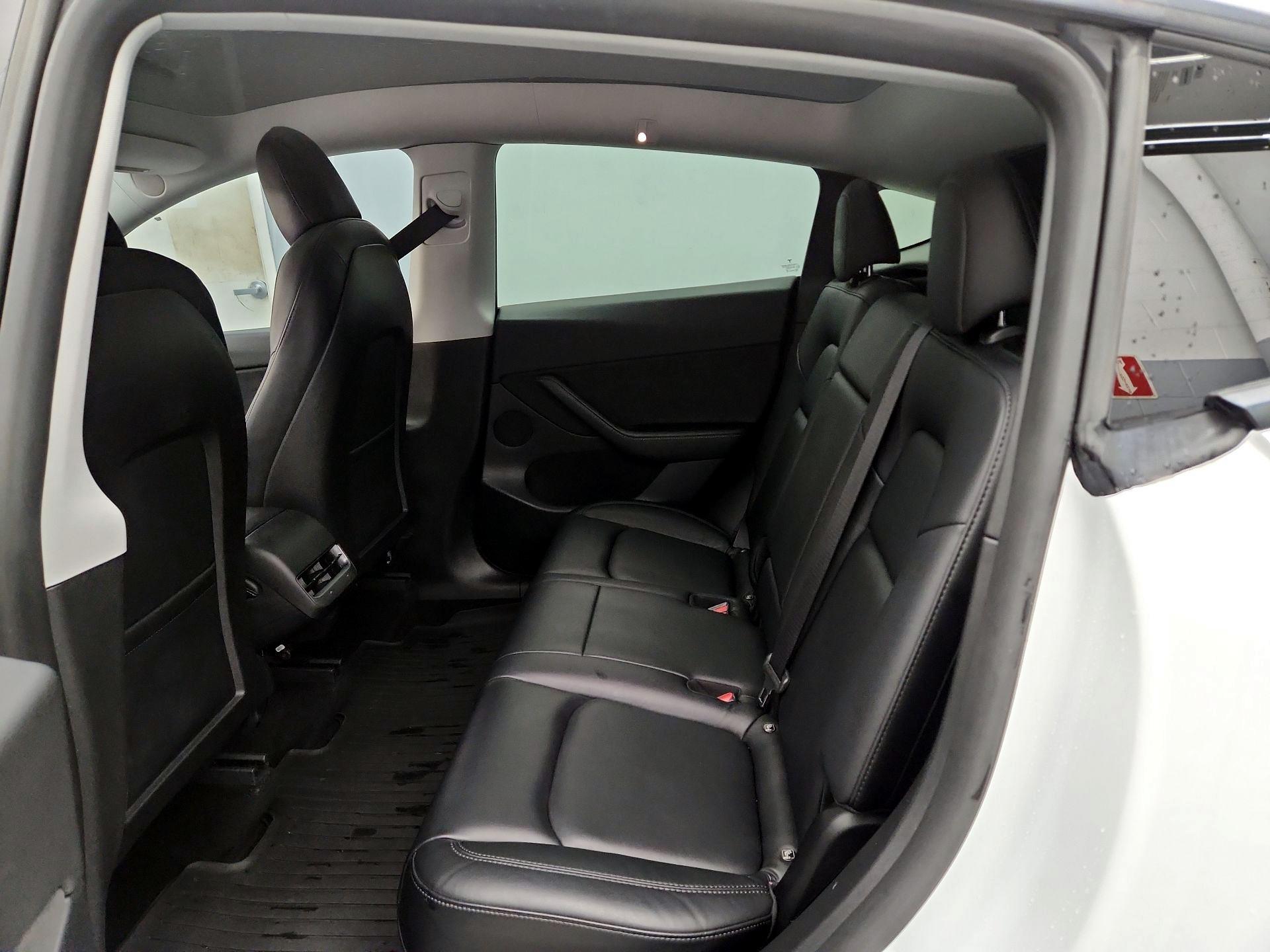 Thumbnail: 2021 Tesla Model Y - 19