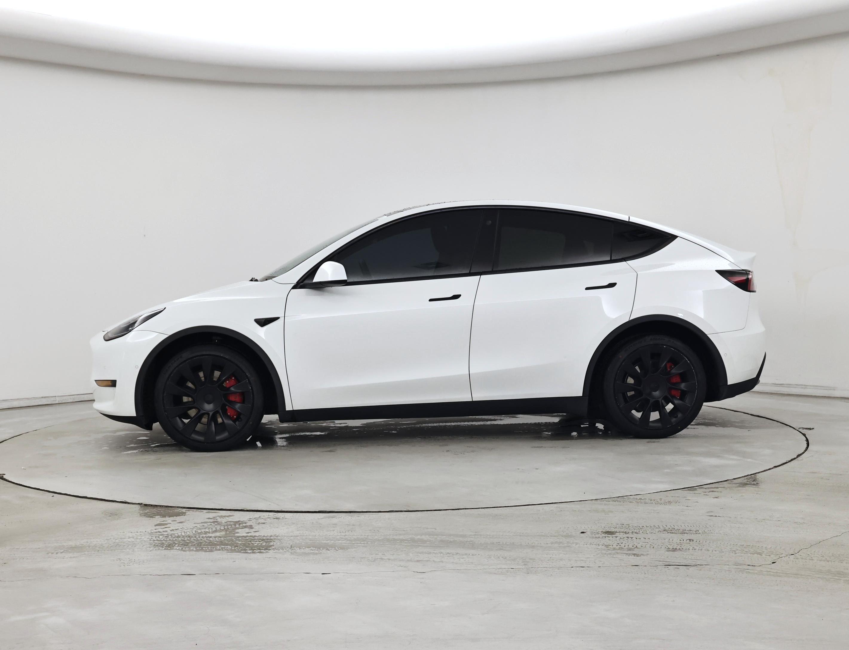 Thumbnail: 2021 Tesla Model Y - 3