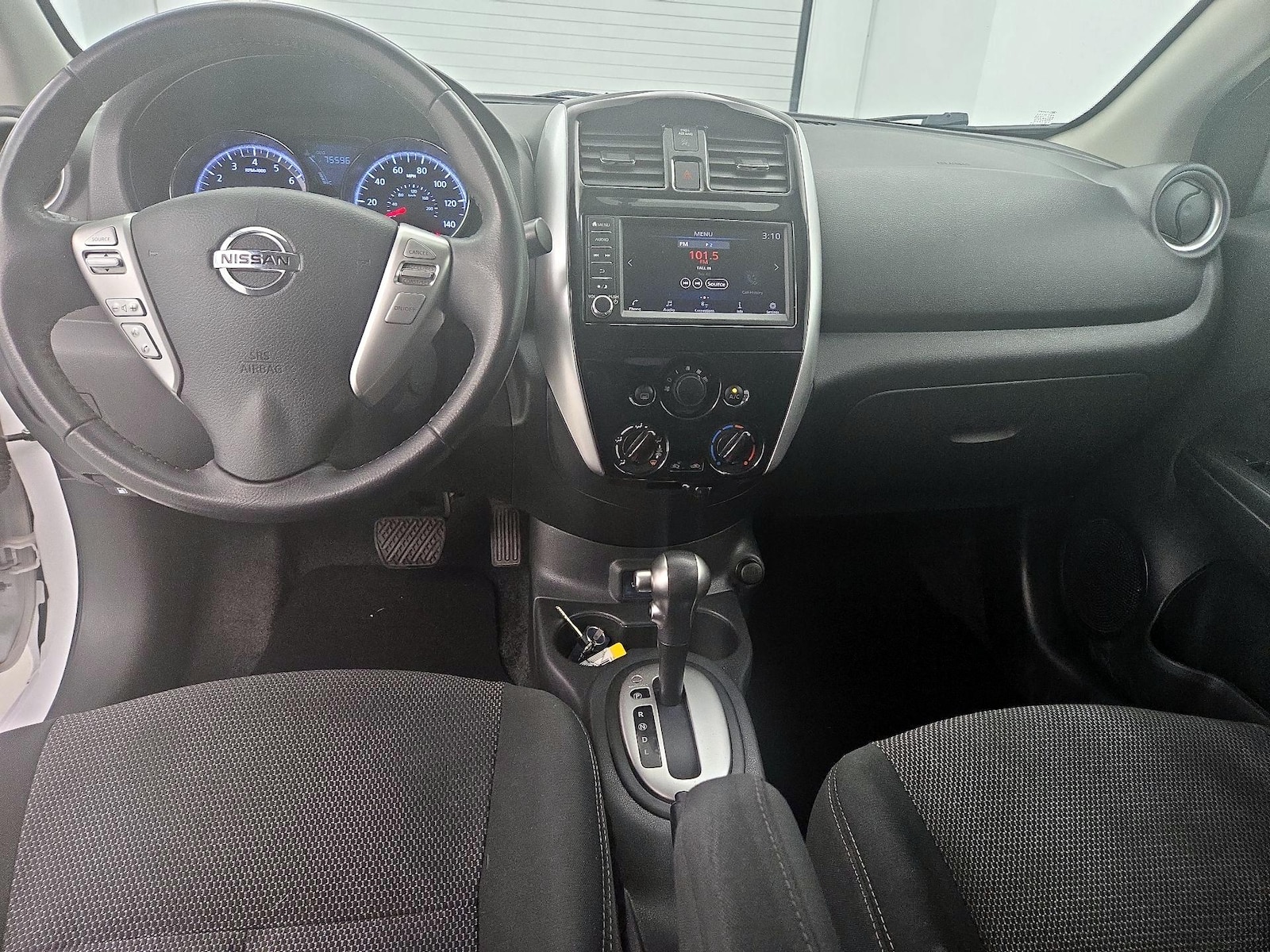 2019 Nissan Versa Sedan SV - Photo 10
