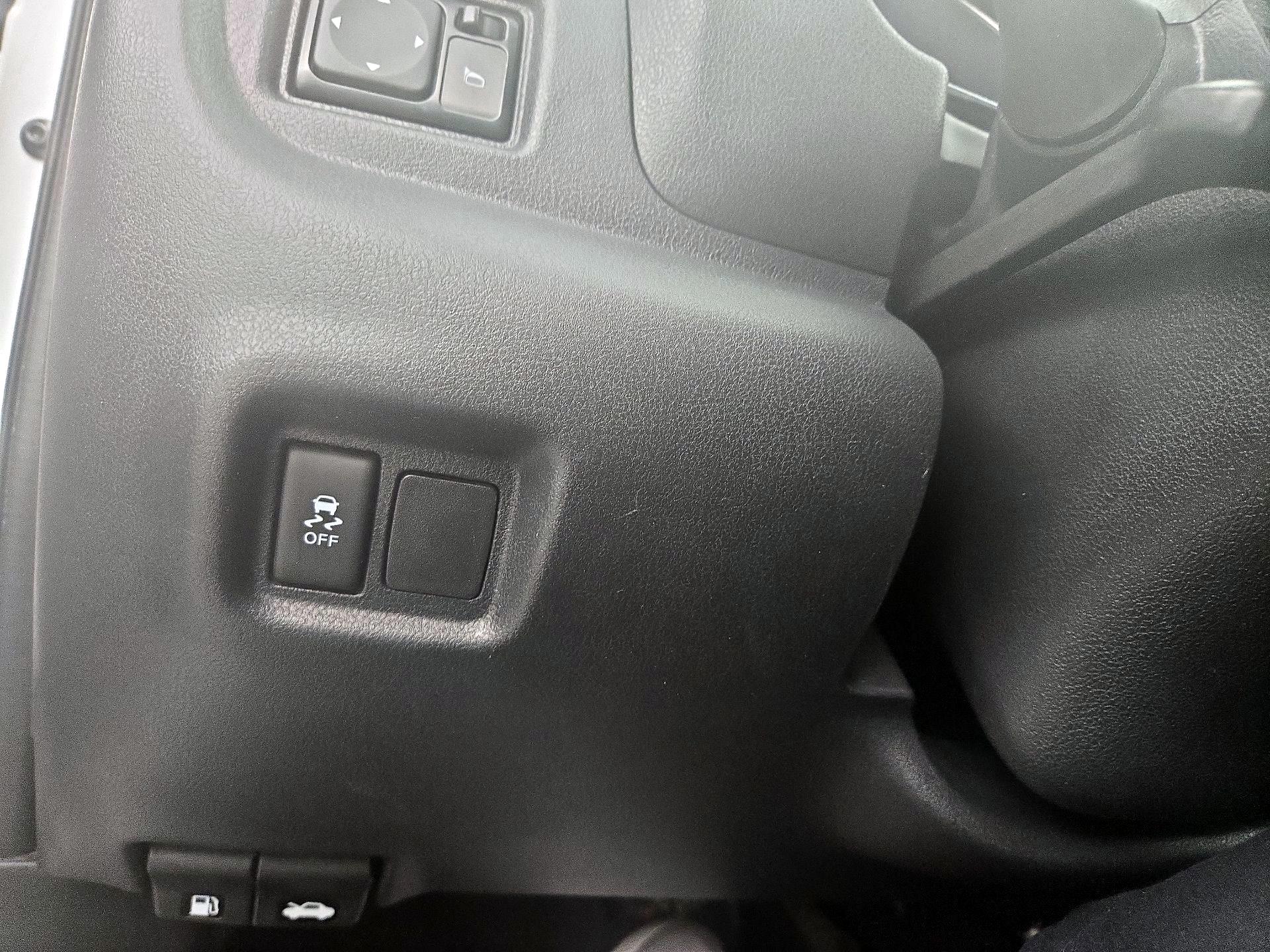 Thumbnail: 2019 Nissan Versa - 13