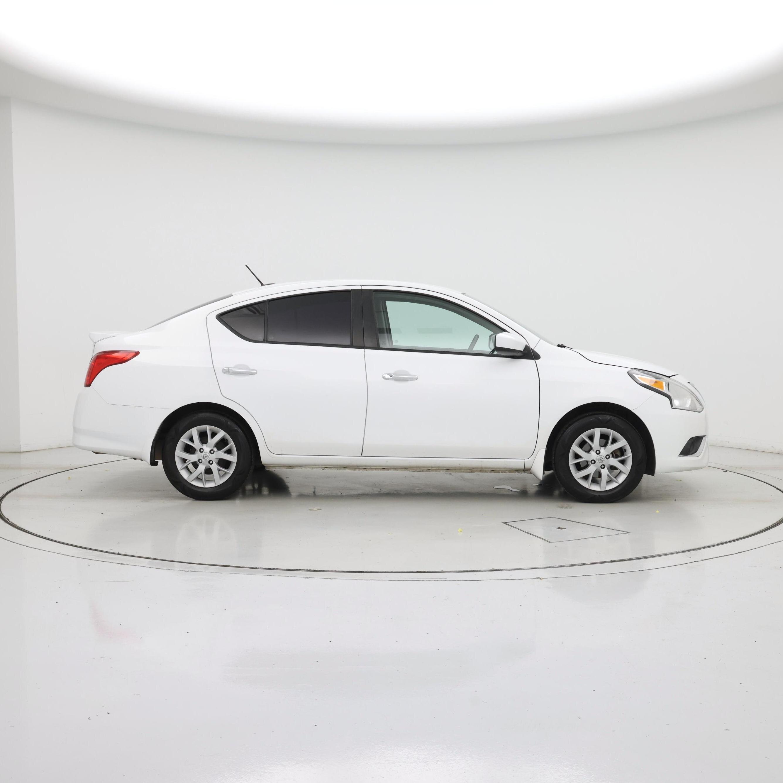 Thumbnail: 2019 Nissan Versa - 7
