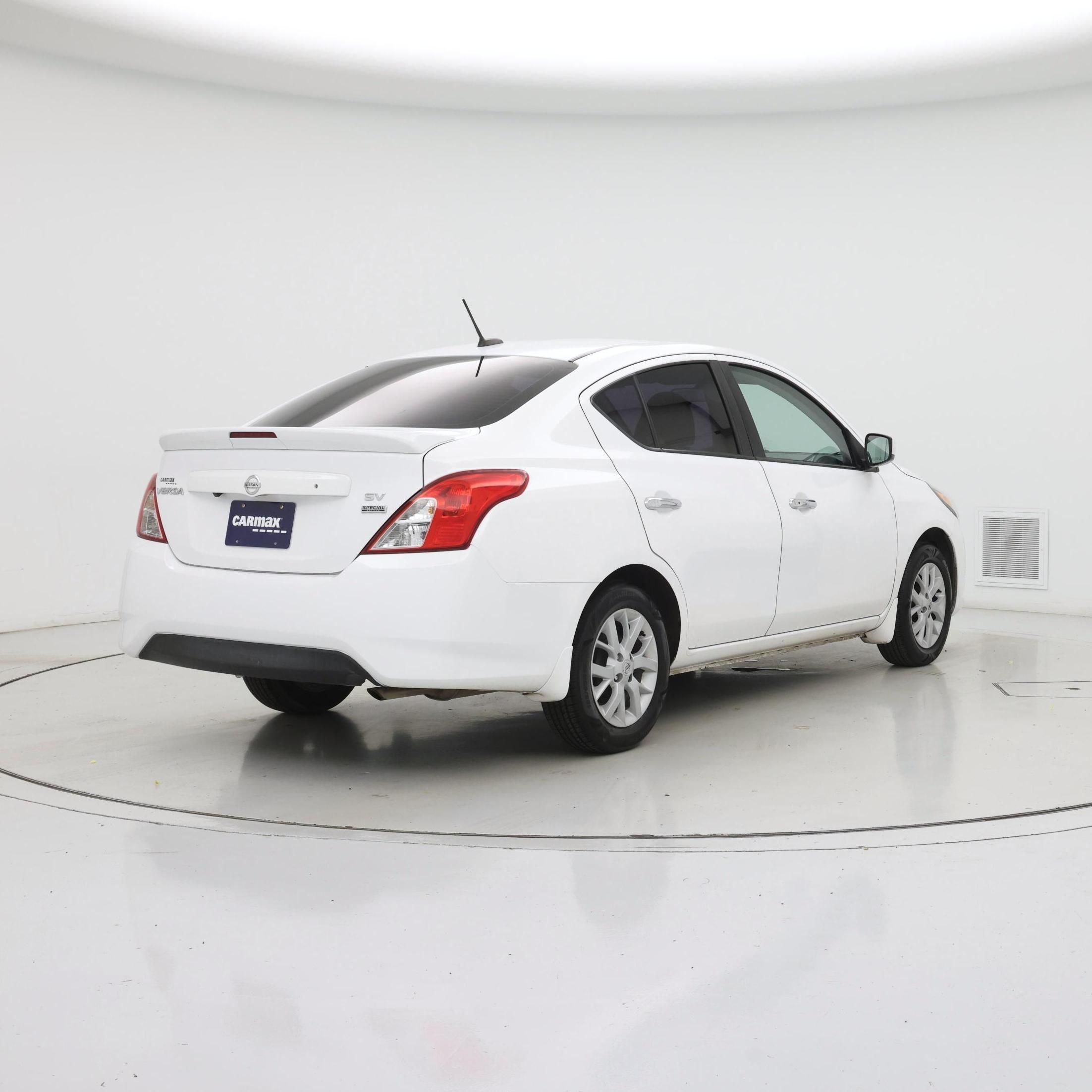 Thumbnail: 2019 Nissan Versa - 8
