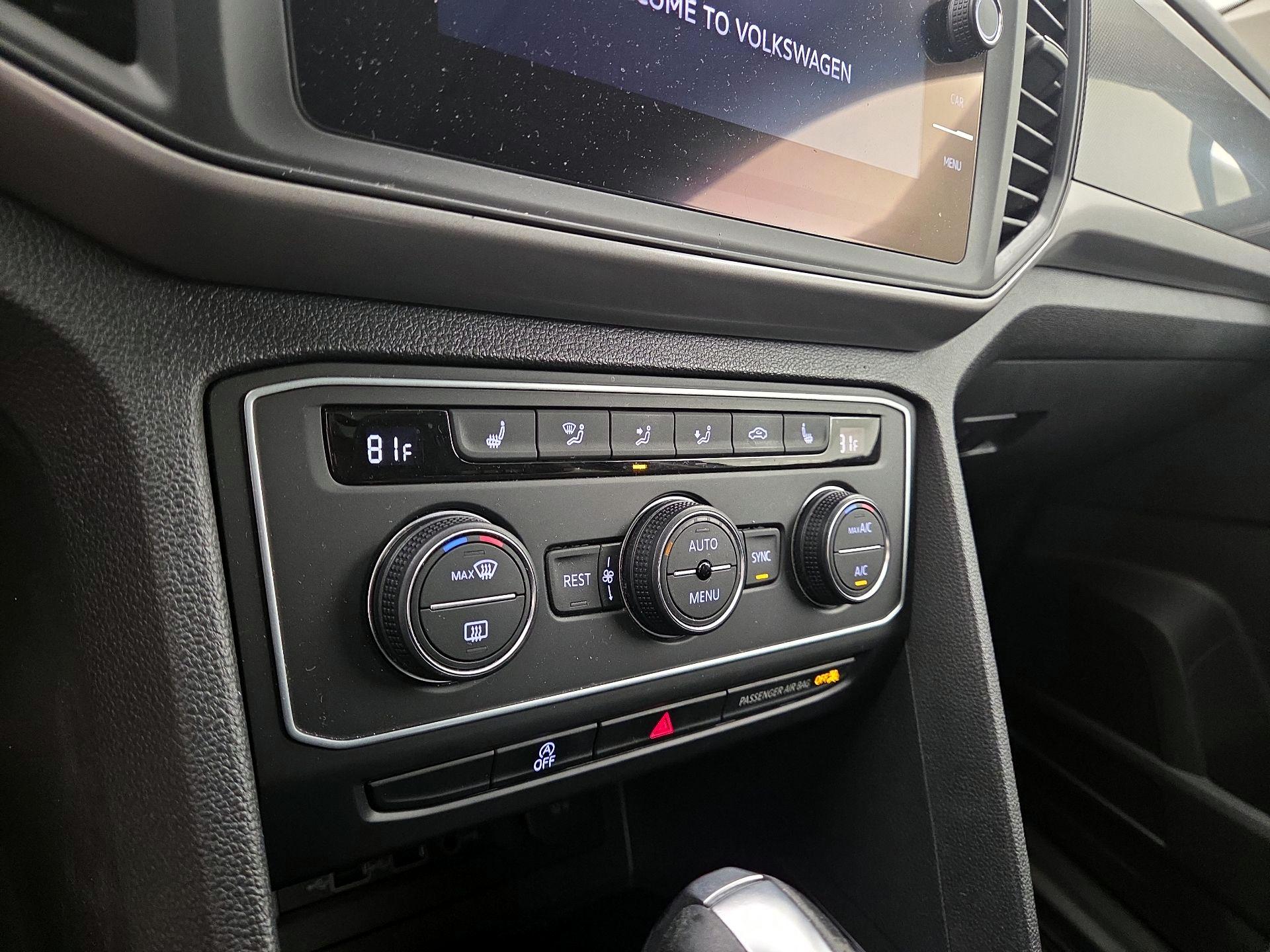 Thumbnail: 2021 Volkswagen Atlas - 16