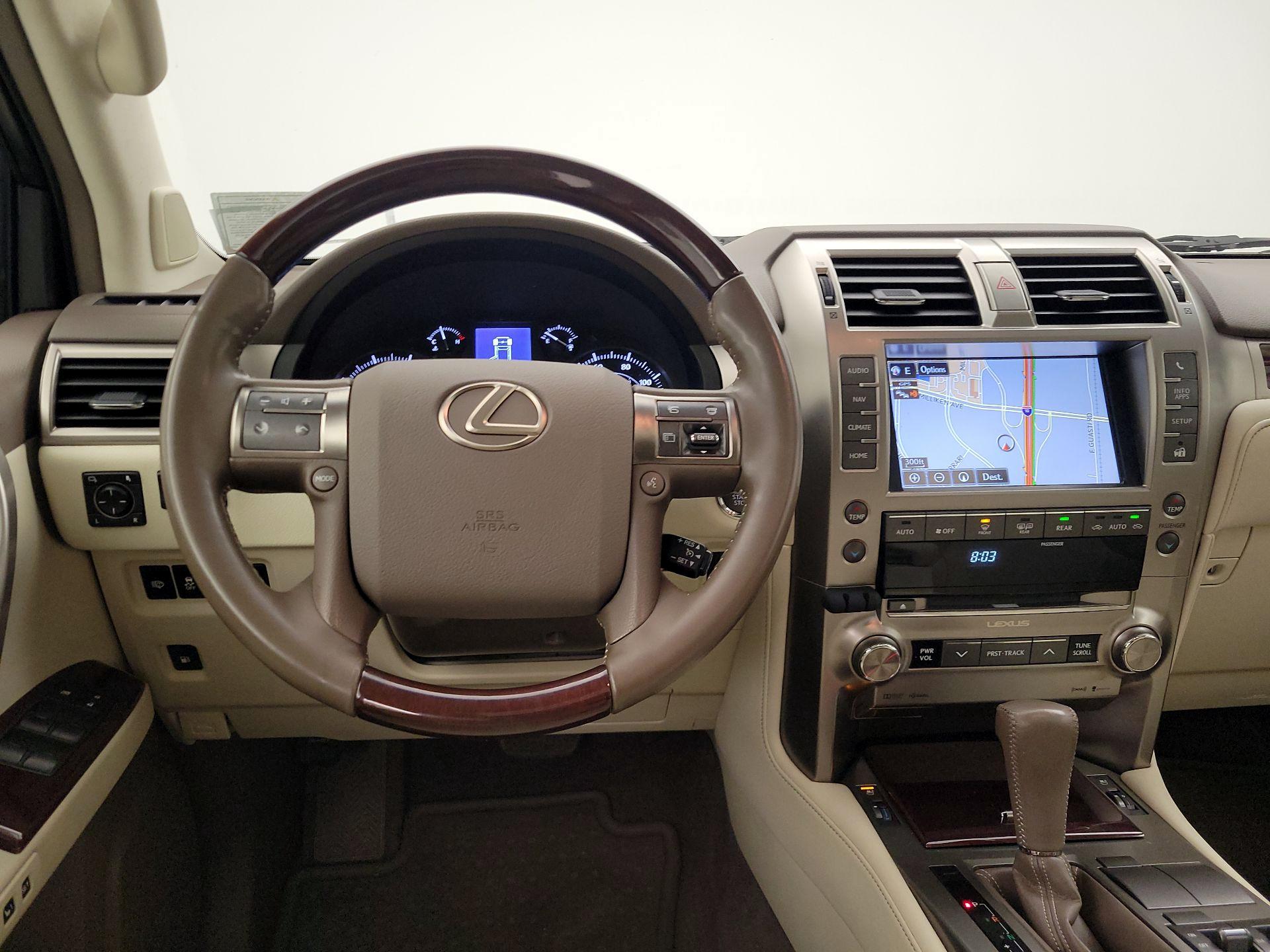 Thumbnail: 2019 Lexus GX - 10