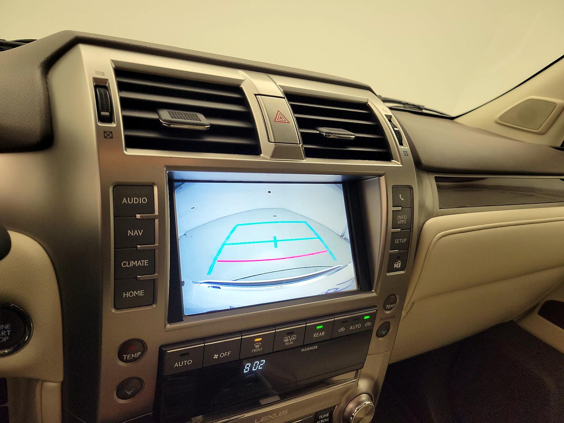 Thumbnail: 2019 Lexus GX - 15