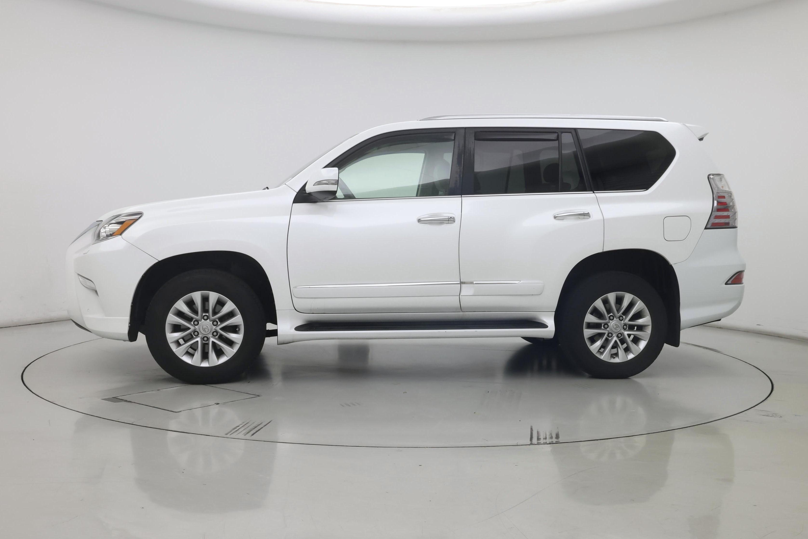 Thumbnail: 2019 Lexus GX - 3