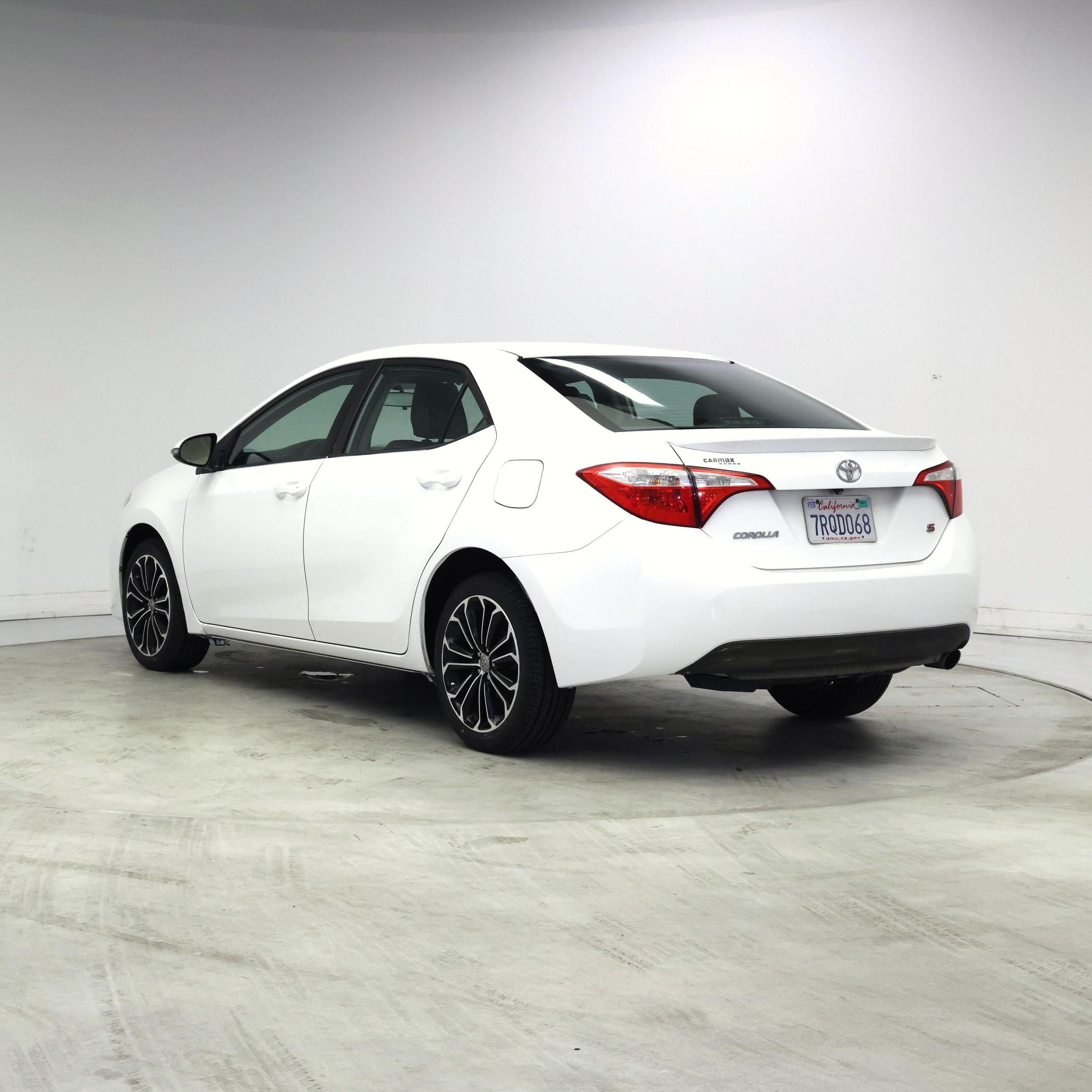 Thumbnail: 2016 Toyota Corolla - 2