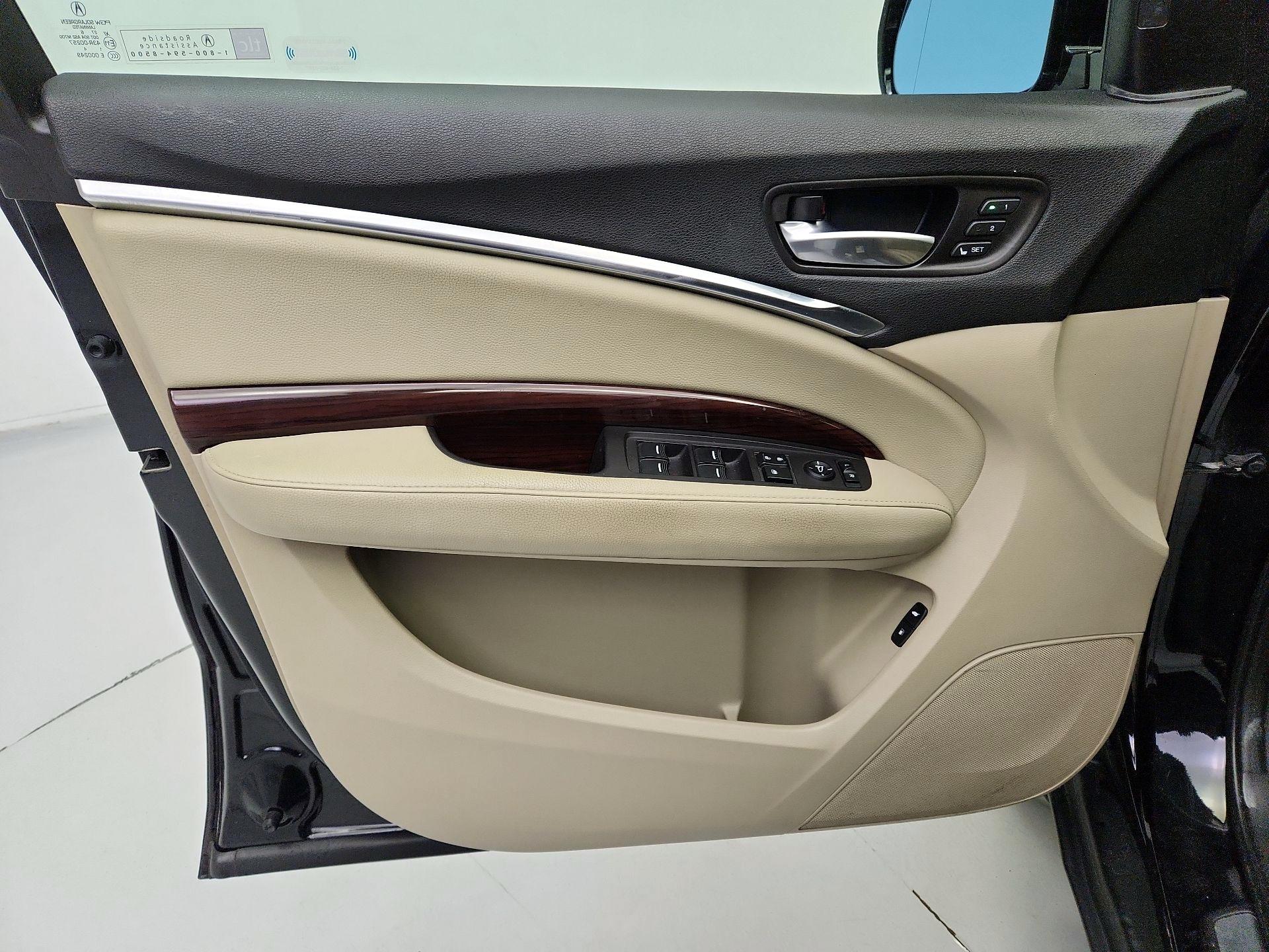 Thumbnail: 2016 Acura MDX - 12