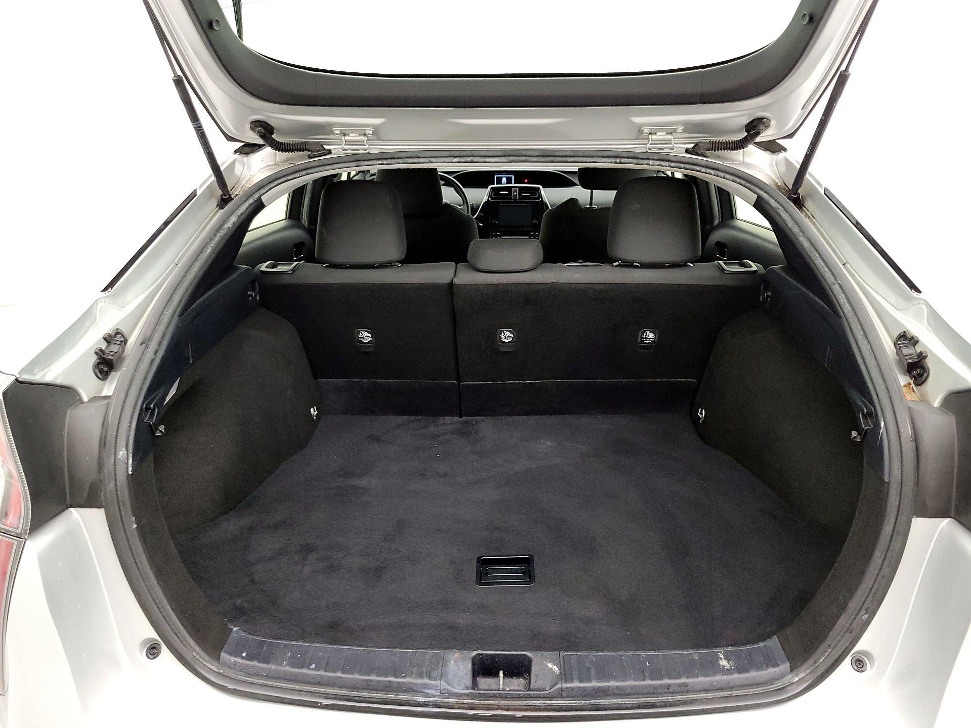 Thumbnail: 2016 Toyota Prius - 19