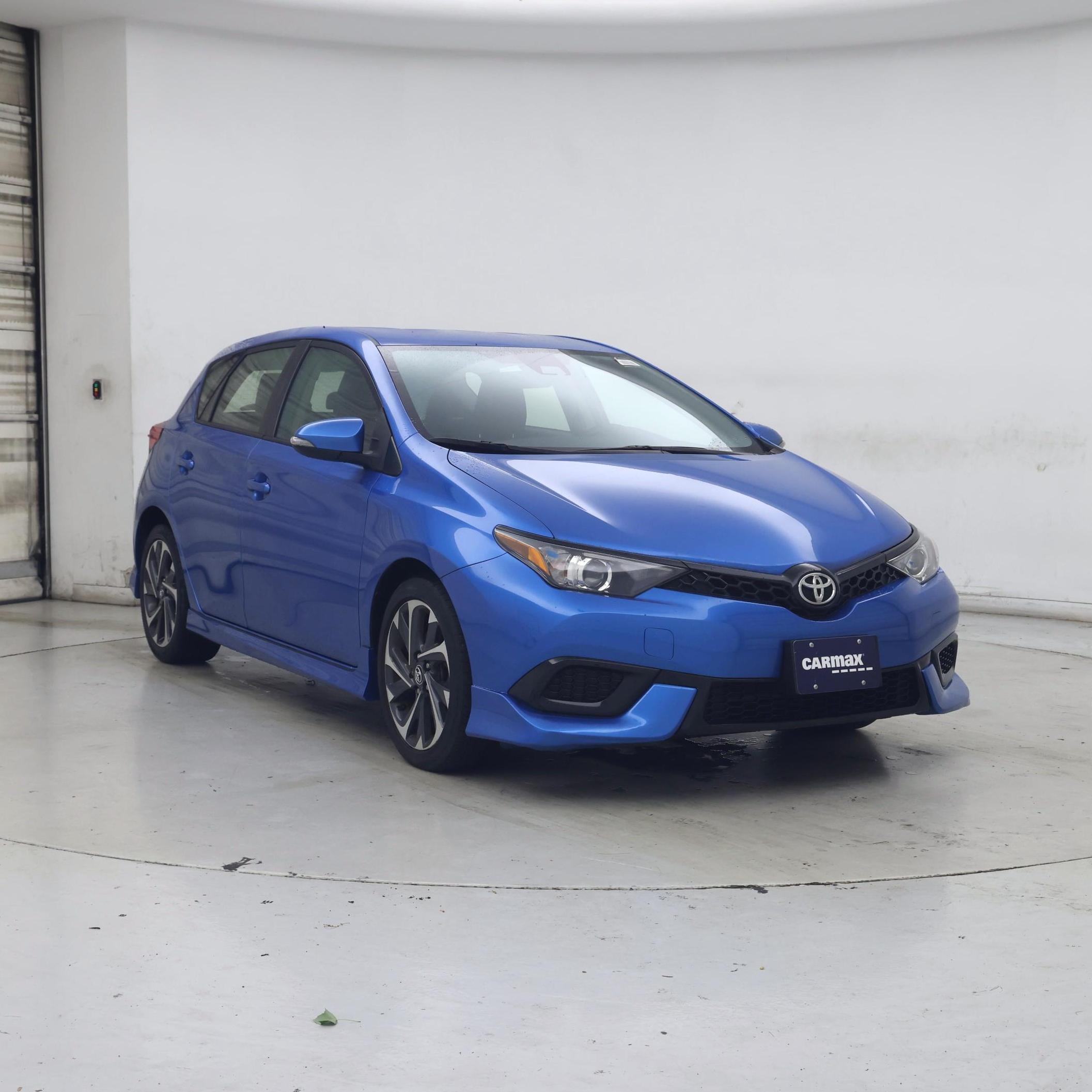 Blue 2017 Toyota Corolla Sedan  Automatic