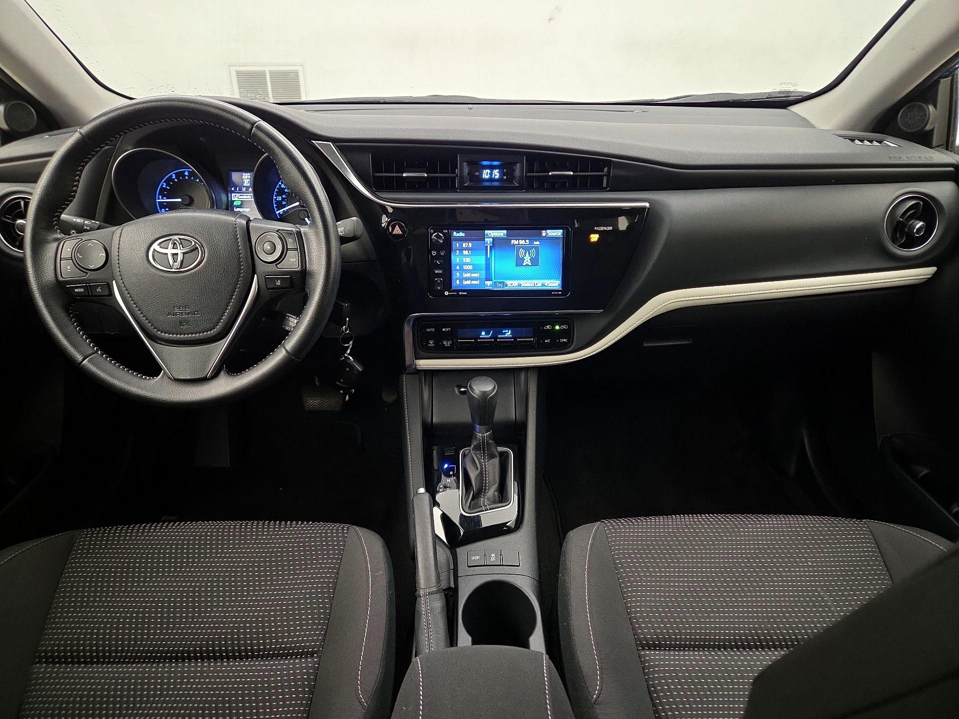 Thumbnail: 2017 Toyota Corolla iM - 9
