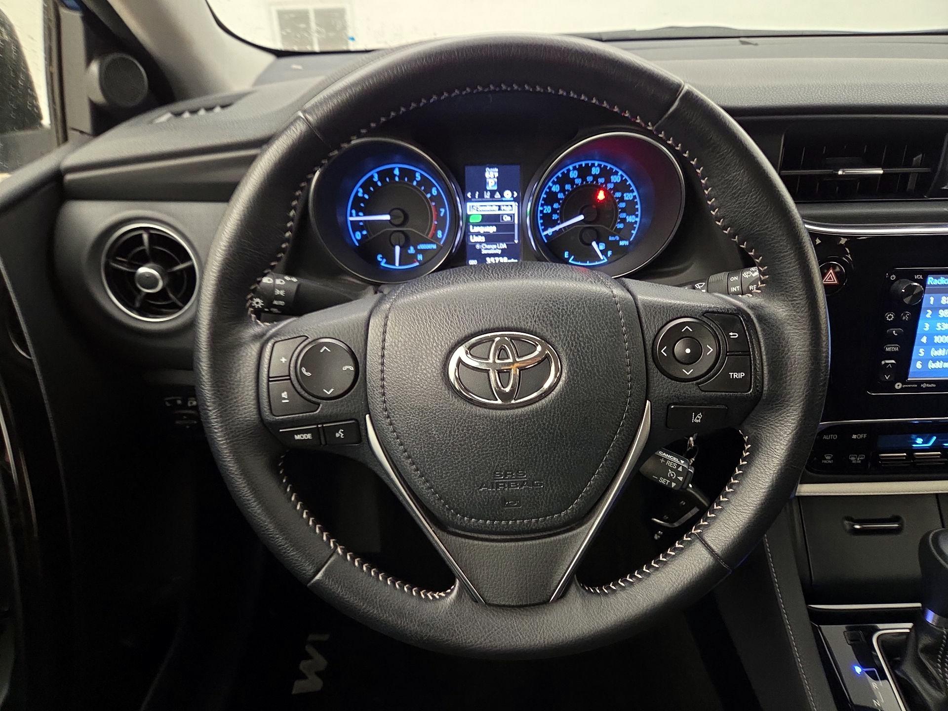Thumbnail: 2017 Toyota Corolla iM - 10