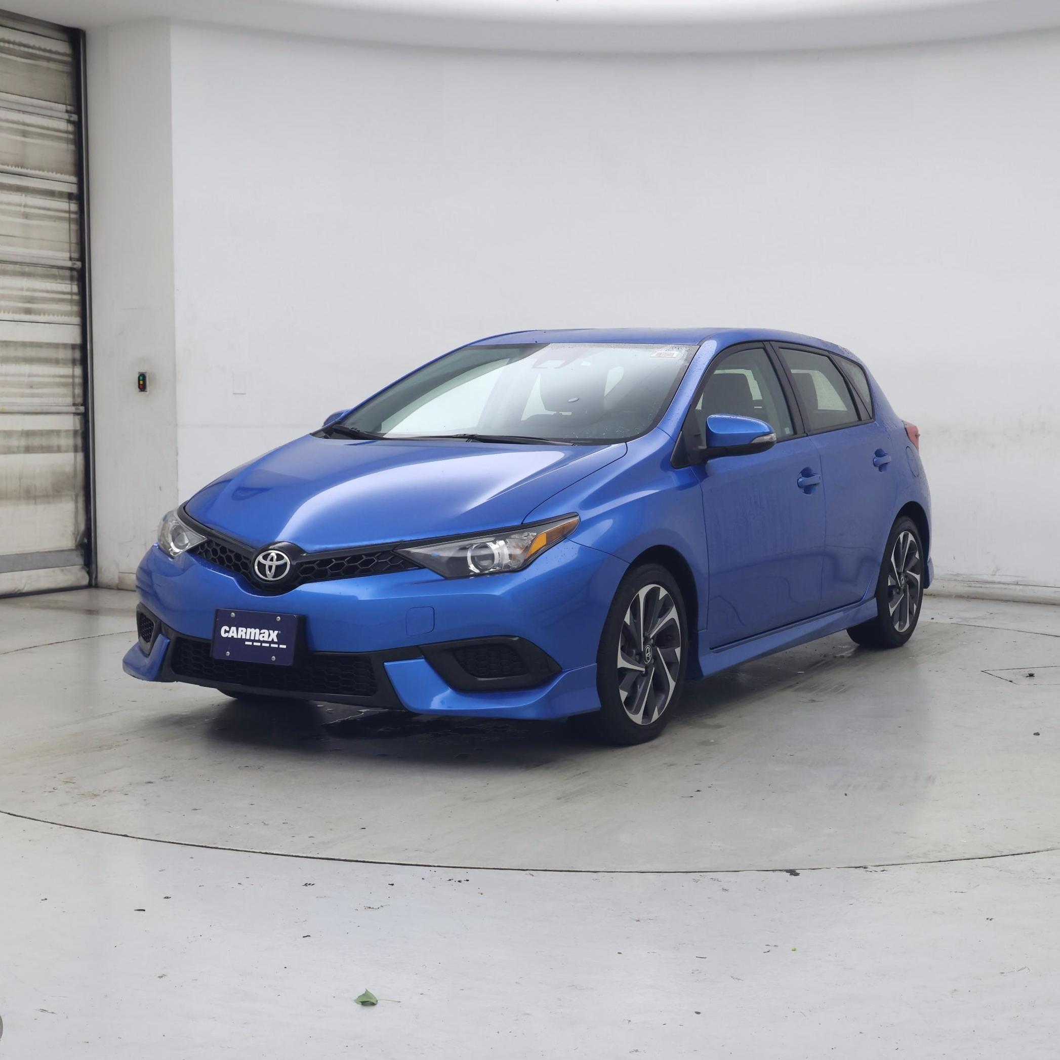 Thumbnail: 2017 Toyota Corolla iM - 4