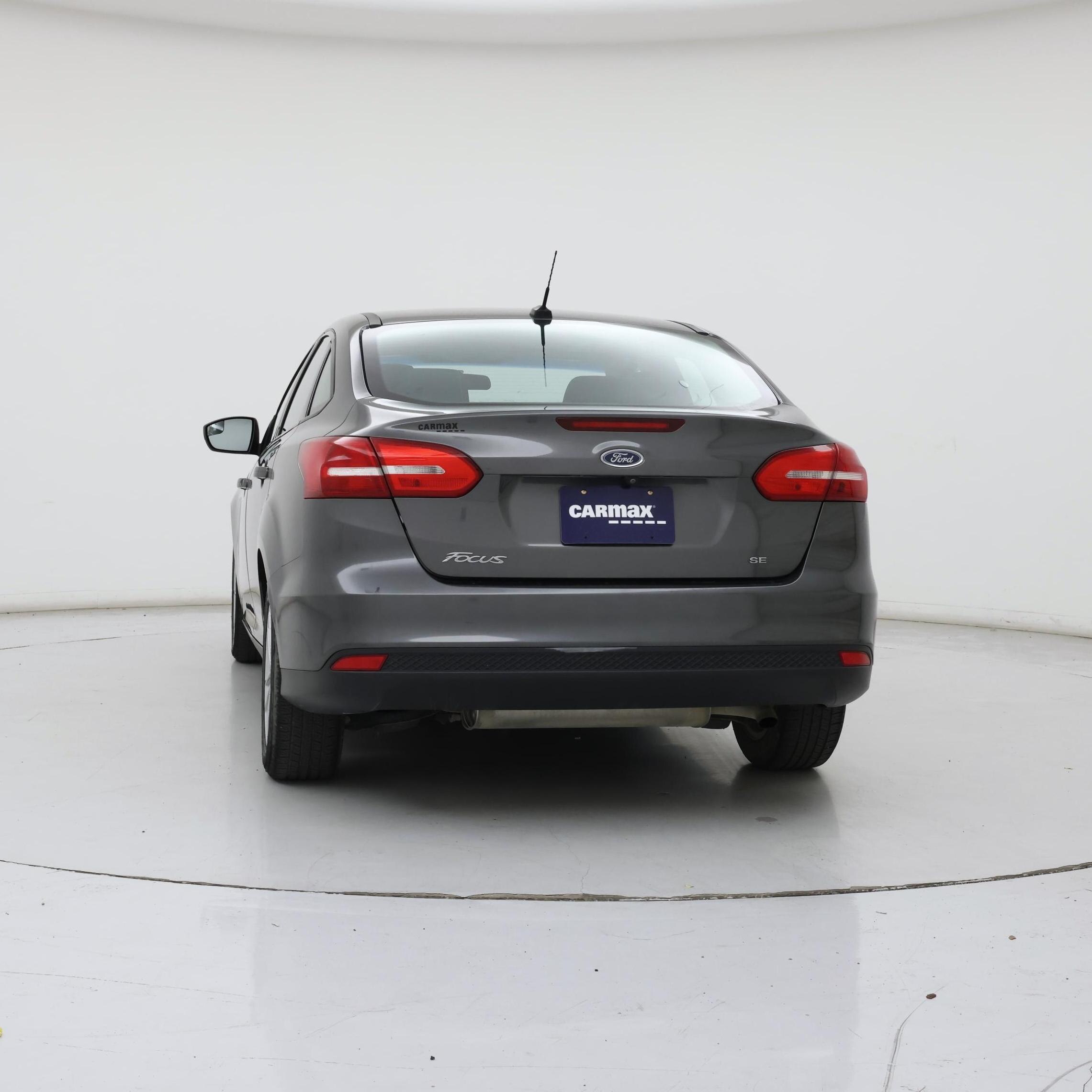 Thumbnail: 2018 Ford Focus - 6