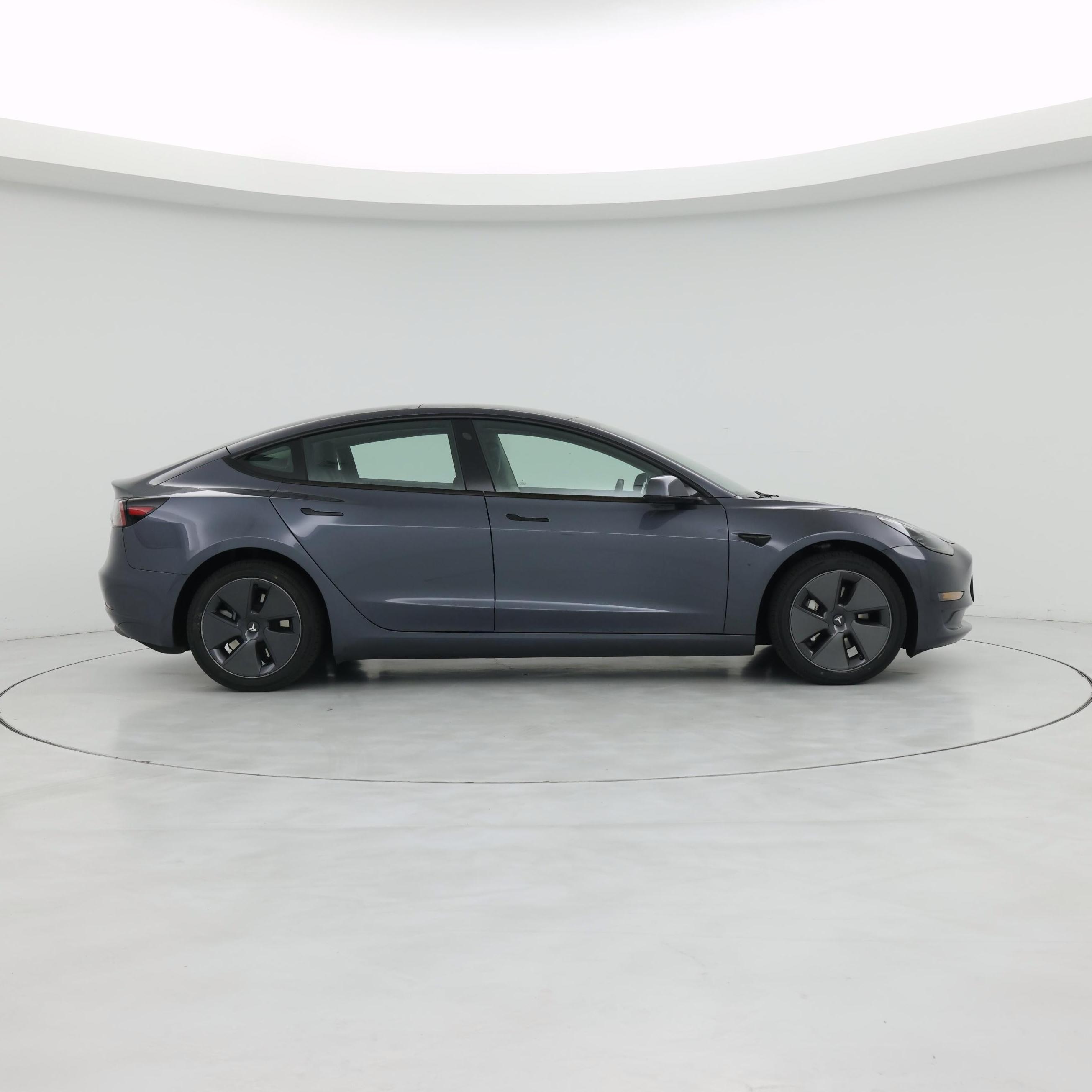 Thumbnail: 2023 Tesla Model 3 - 7