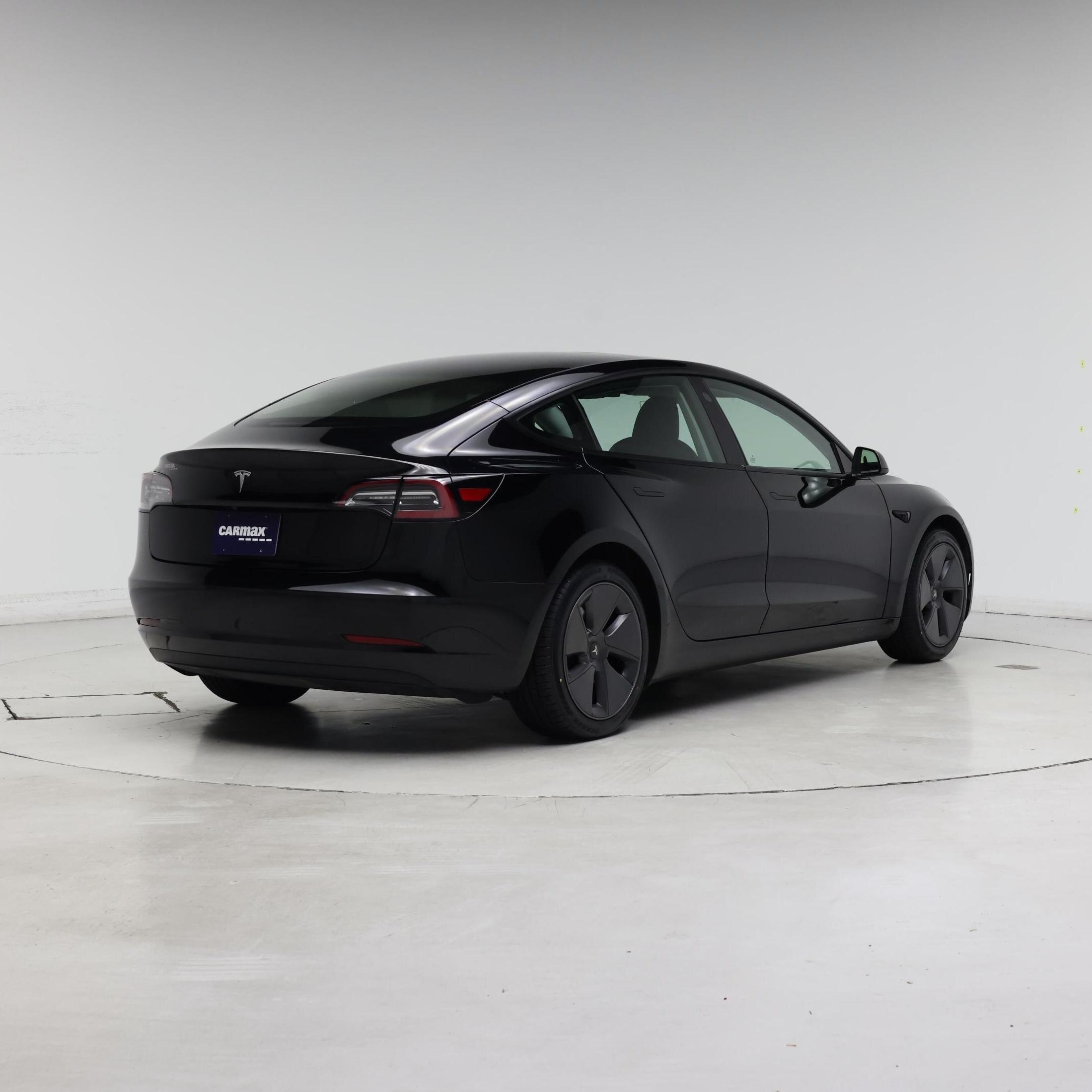 Thumbnail: 2023 Tesla Model 3 - 8