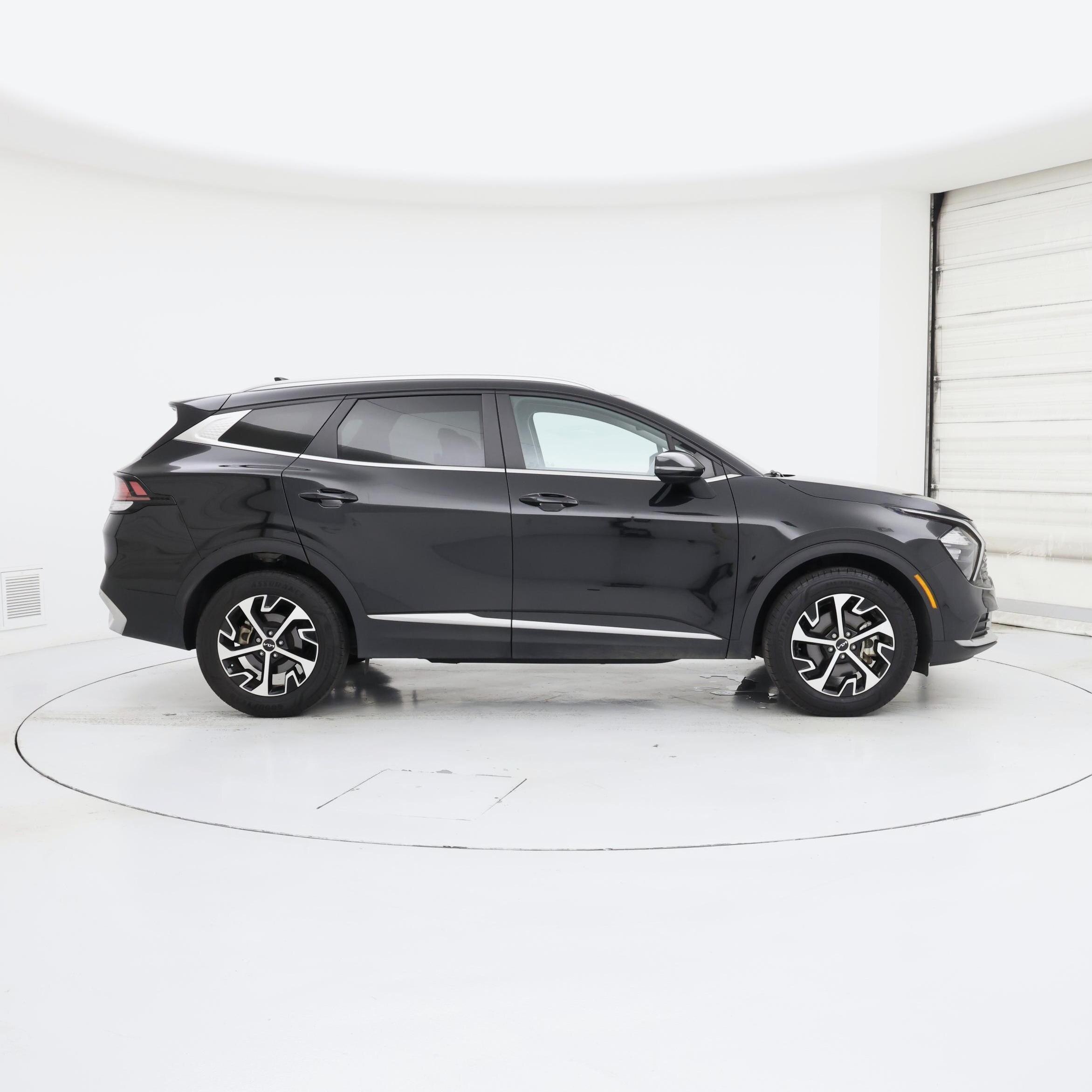 Thumbnail: 2023 Kia Sportage - 7