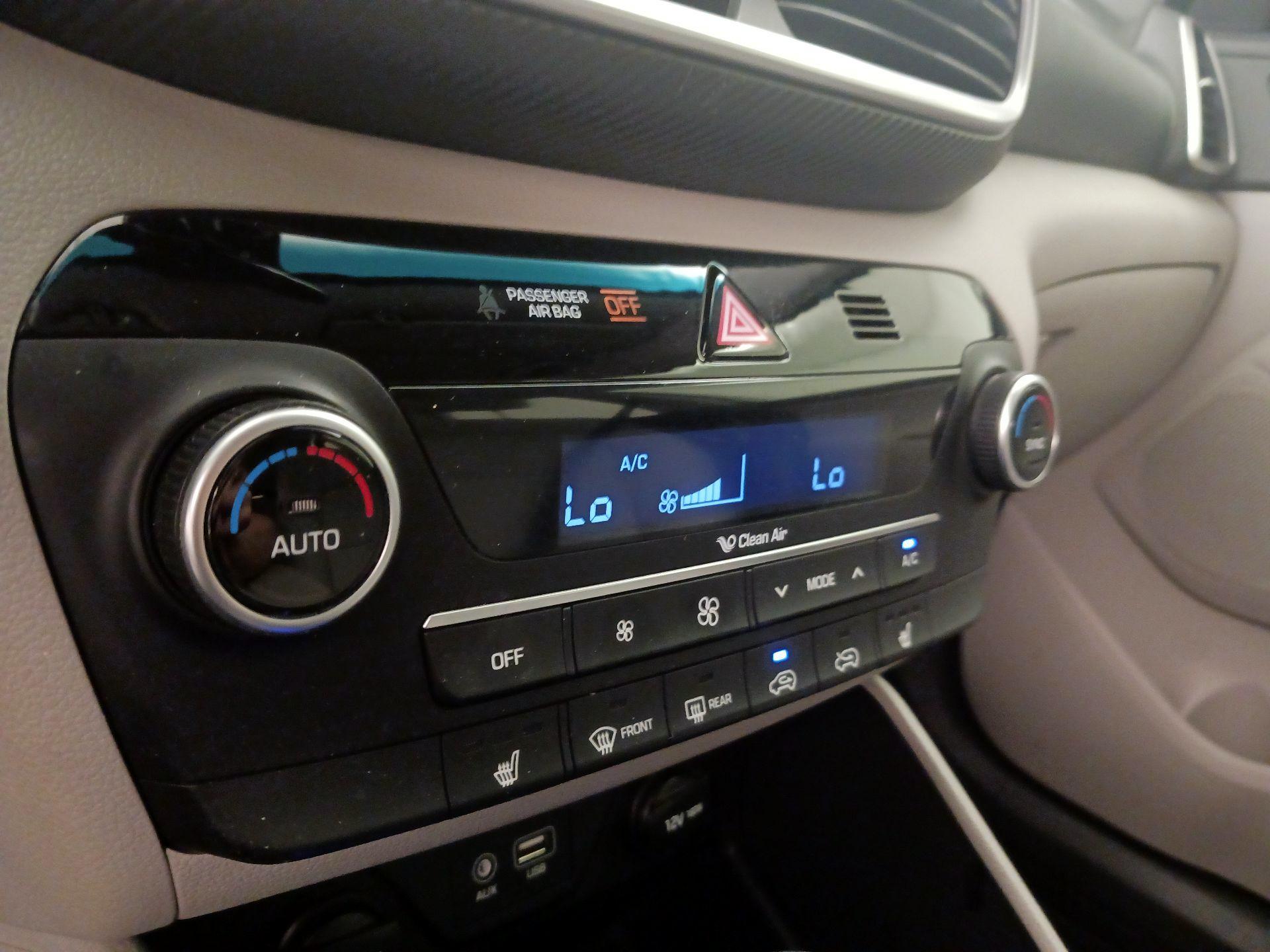 Thumbnail: 2020 Hyundai Tucson - 16