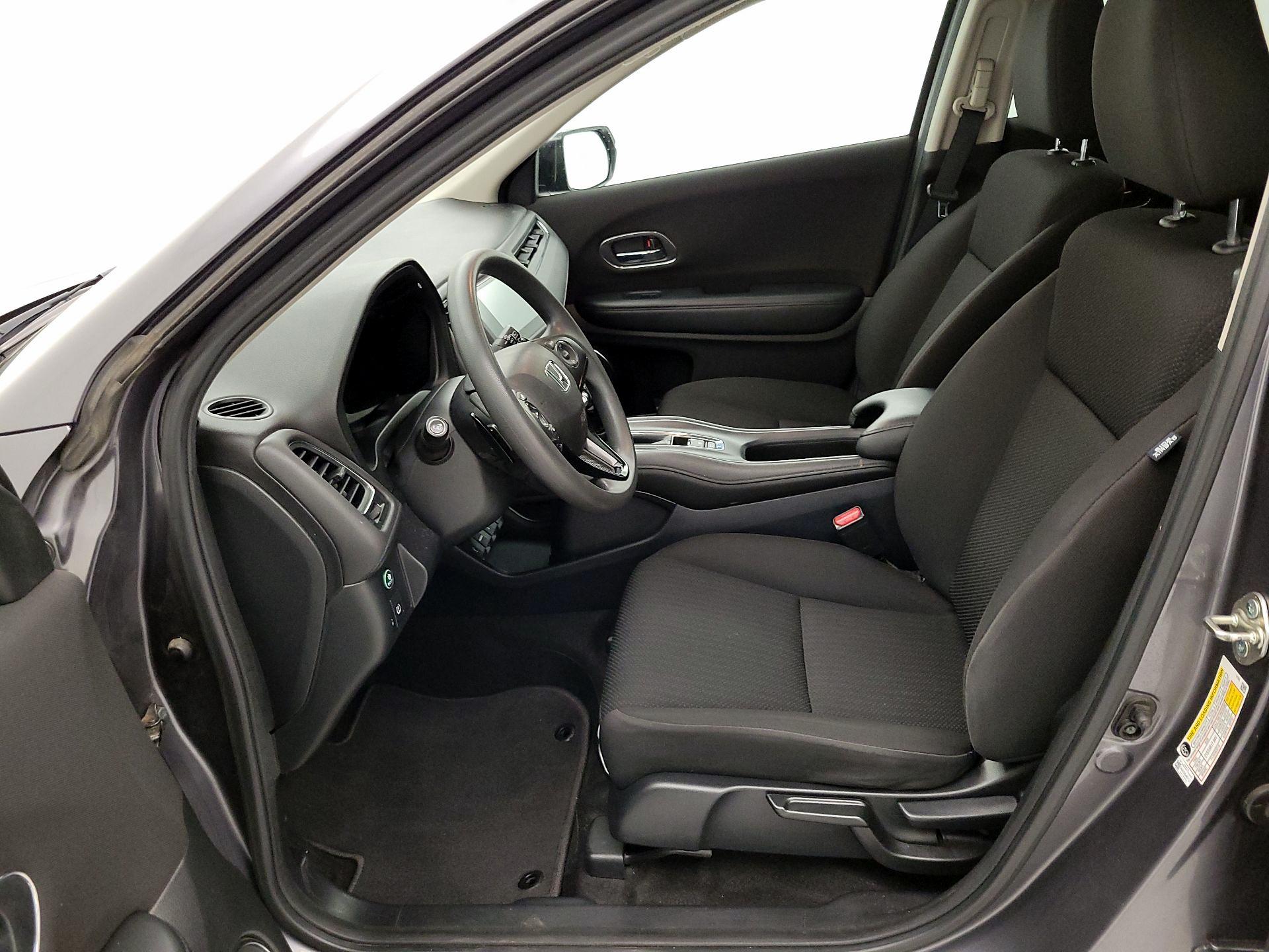 Thumbnail: 2018 Honda HR-V - 11